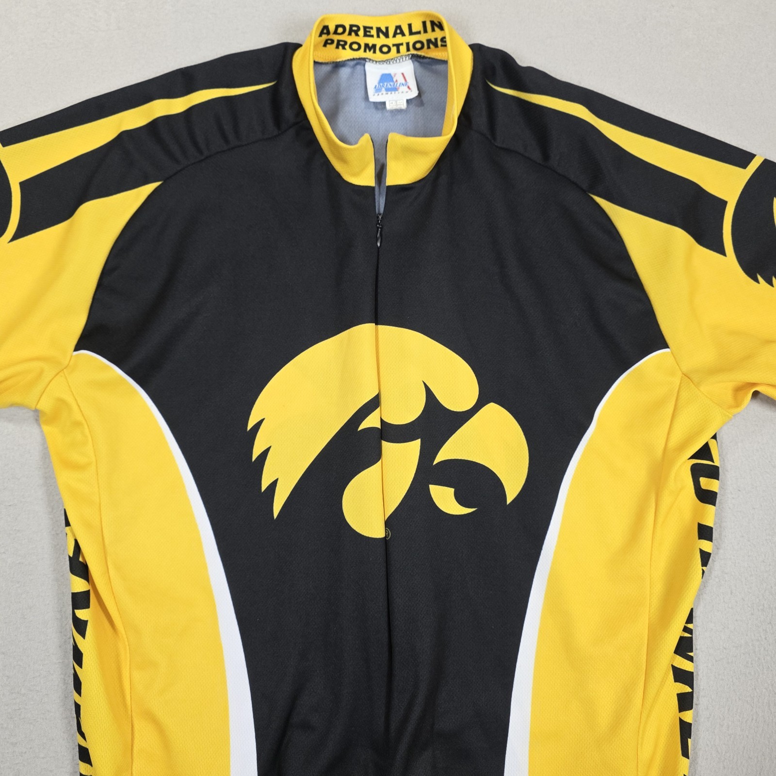 Iowa Hawkeyes Cycling Jersey Mens XL Black Yellow Logo Outdoor NCAA Adrenaline