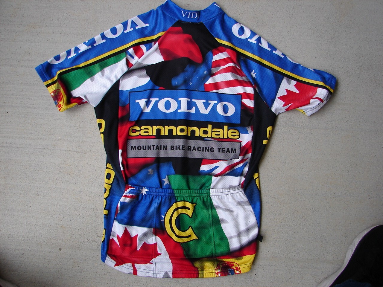 Vintage Cannondale Mountain Bike Race Team USA Flag Volvo Zip Jersey Size M