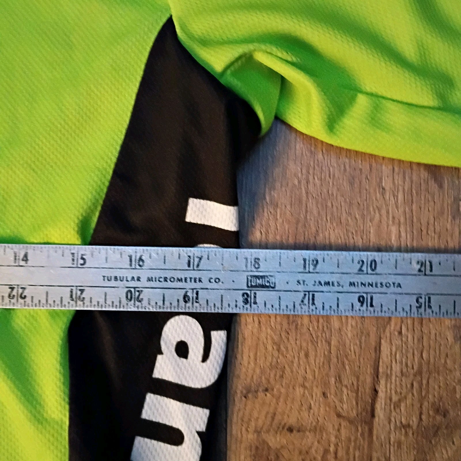 PYRO Apparel-Multi Color Short sleeve 1/4 Zip Cycling Race Jersey Large