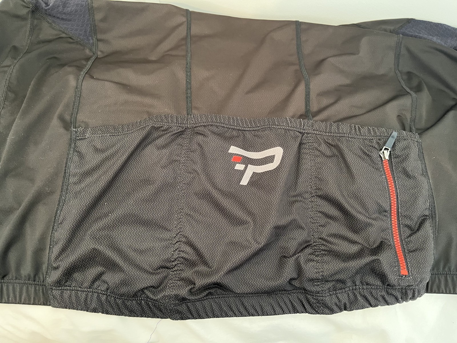 Procorsa Mens Cycling Jersey sz Medium, black and red, full zip, 3-pocket