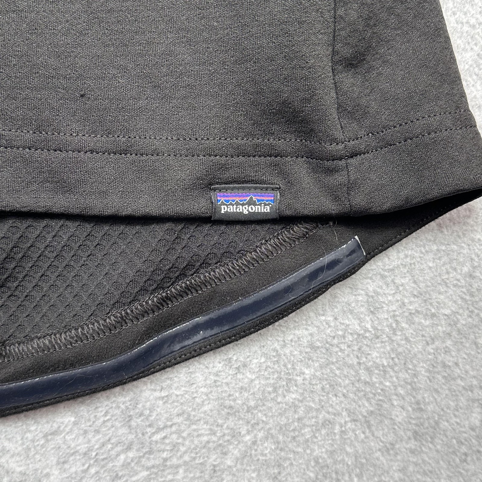 Patagonia Capilene Midweight Cycling Jersey Womens Large Black 1/2 Zip Pockets