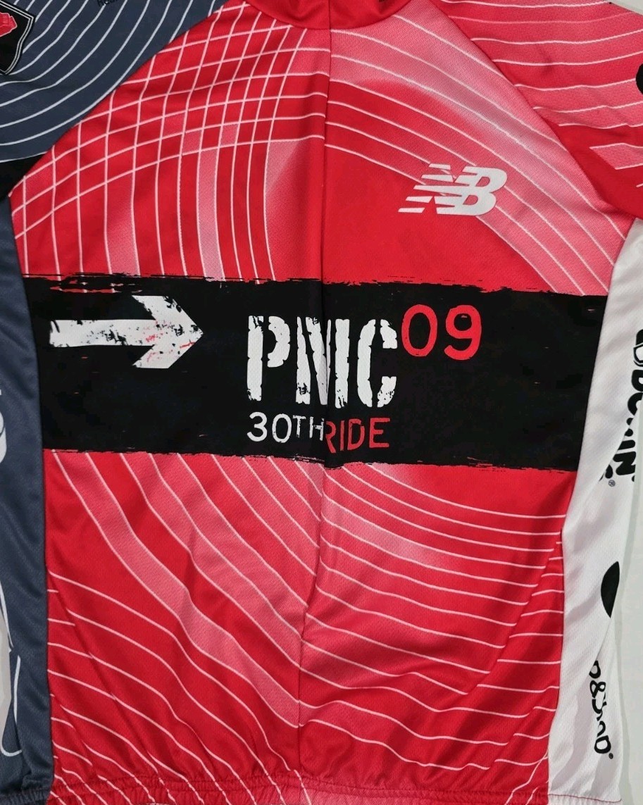 VOmax Pan Mass Challenge 30th Ride PMC 2009 Cycling Jersey 3/4 Zip Womens Size M