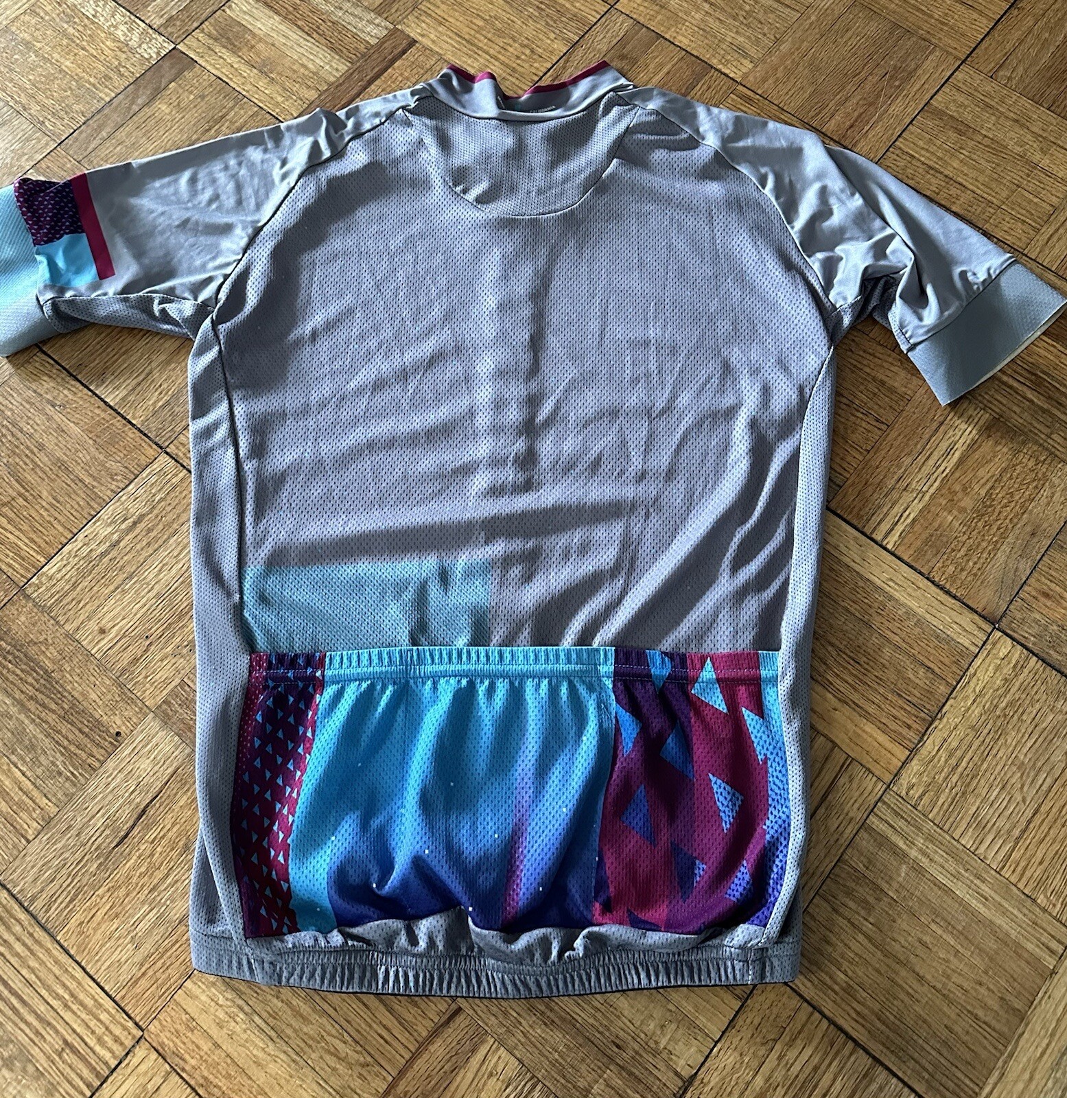 Ornot Cycling Jersey Short Sleeve Gray Polka Dots Men’s Small Women’s Medium