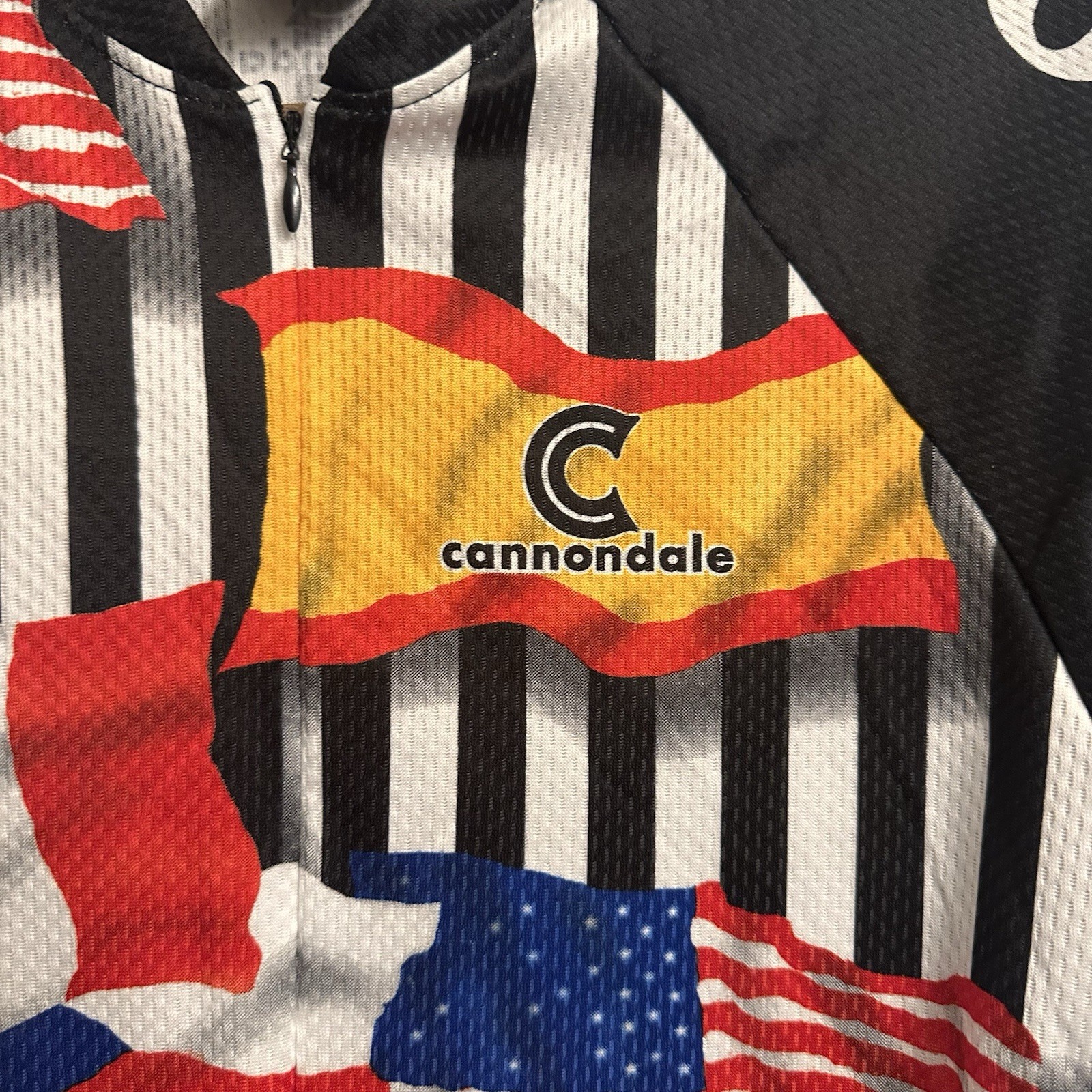 Volvo Cannondale Flags Made in USA Vintage Cycling Jersey Men’s Medium Zip