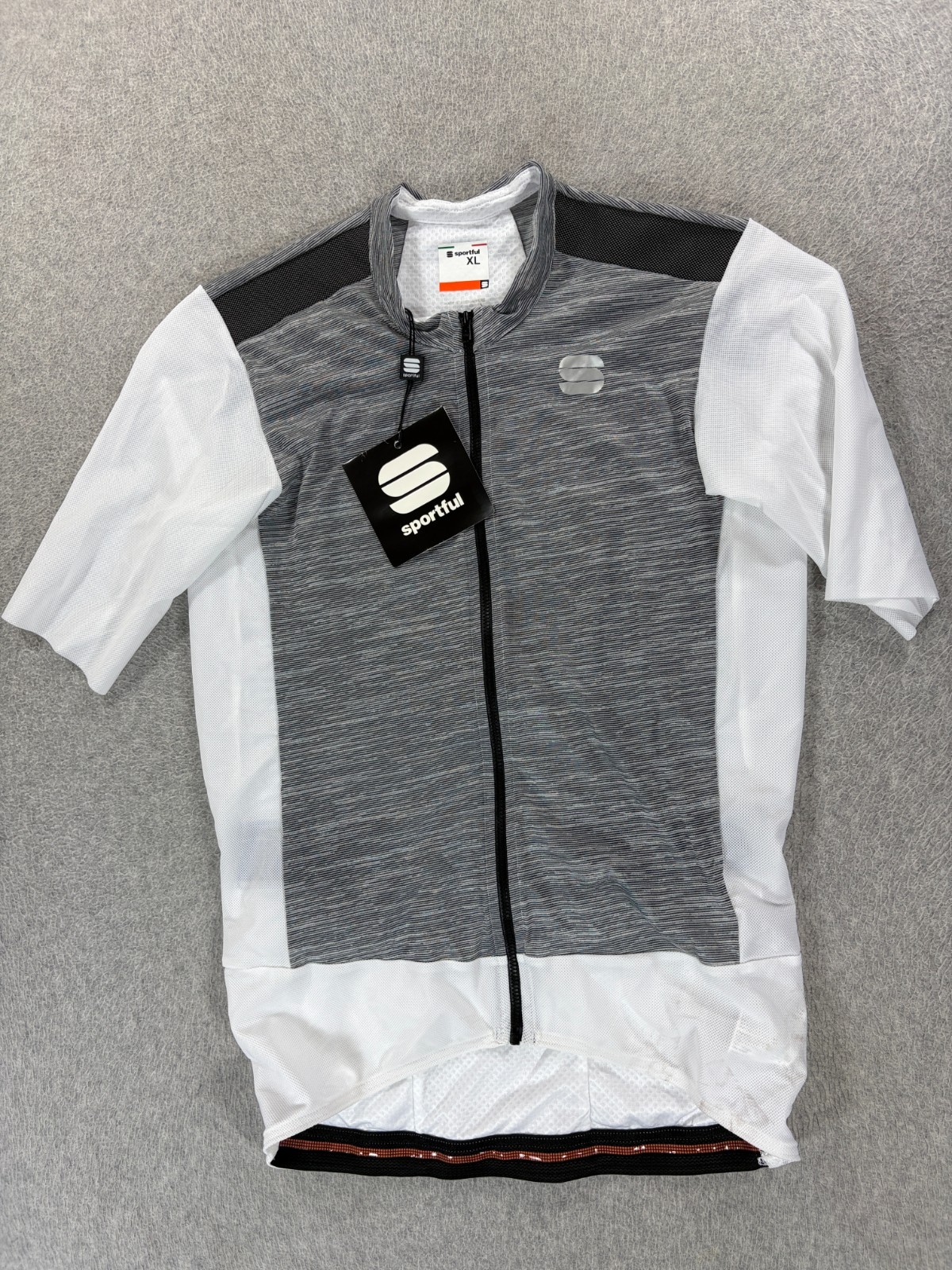 NWT Sportful Full Zip Performance Cycling Jersey (Men’s XL) Gray/White
