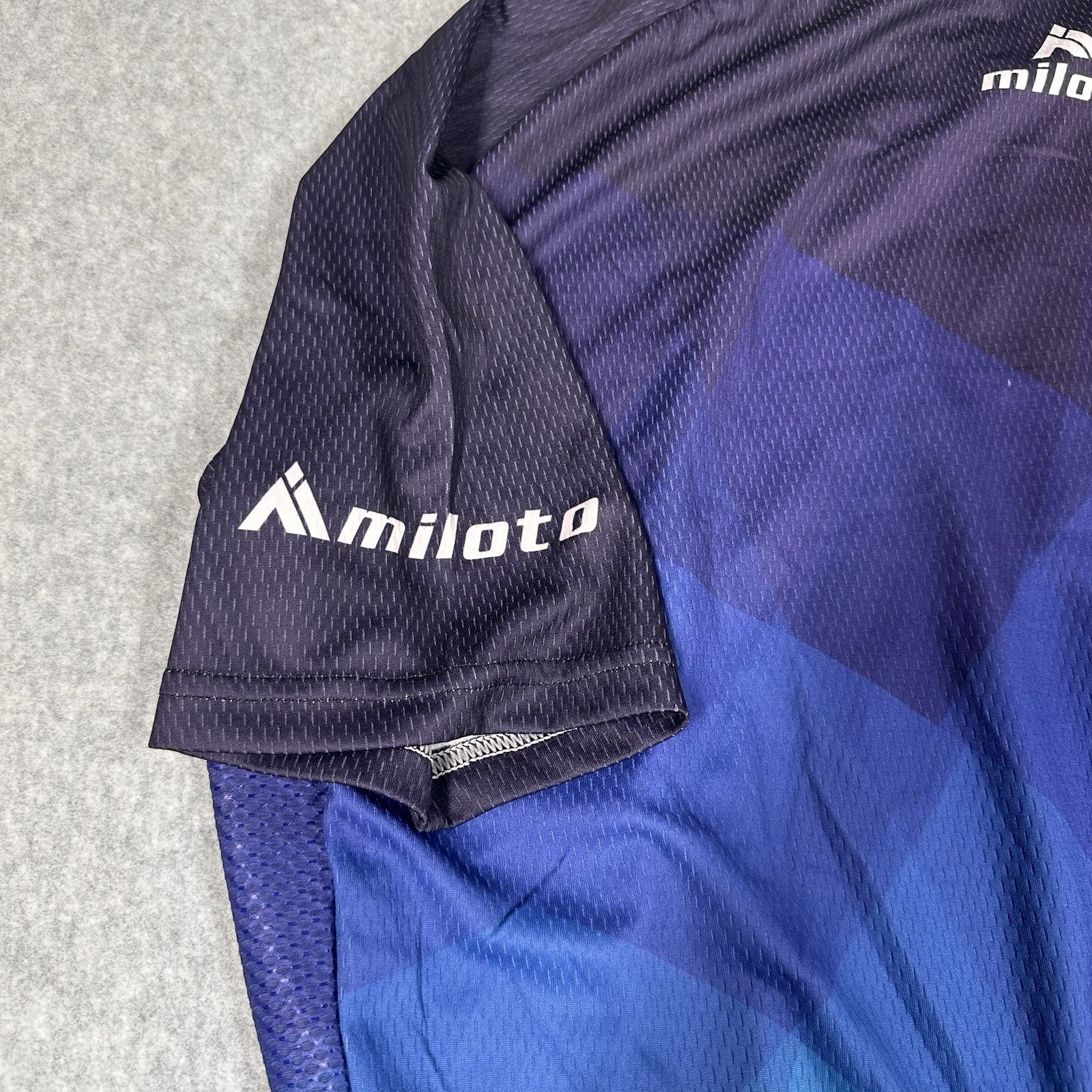 Miloto Racing Cycling Jersey 5XL Blue Aqua Full Zip Bottle Holder NWT