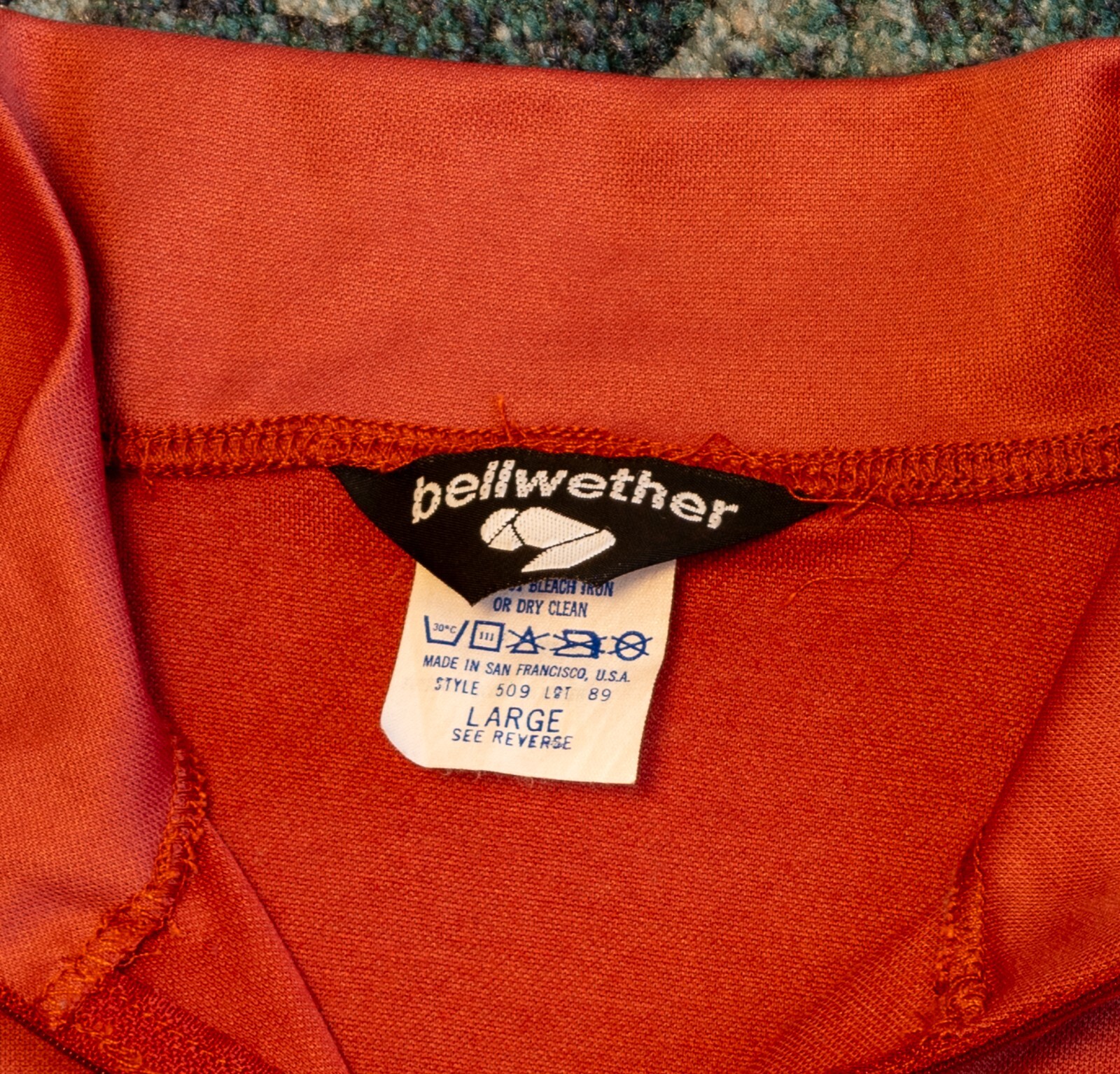 VINTAGE Bellwether Maroon Cycling Jersey Adult size Large
