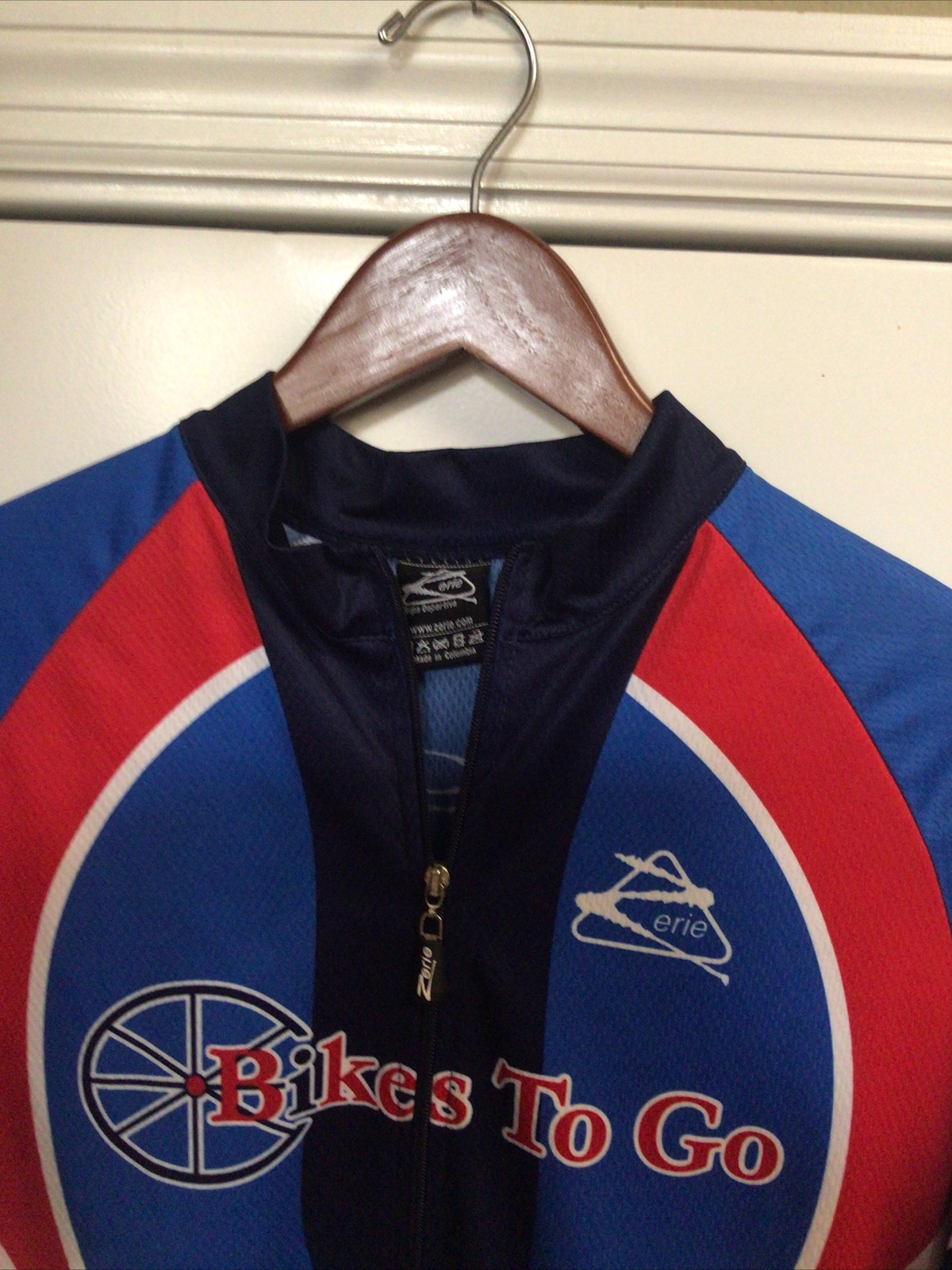 Men’s Zerie Short Sleeve , size Large, tri color