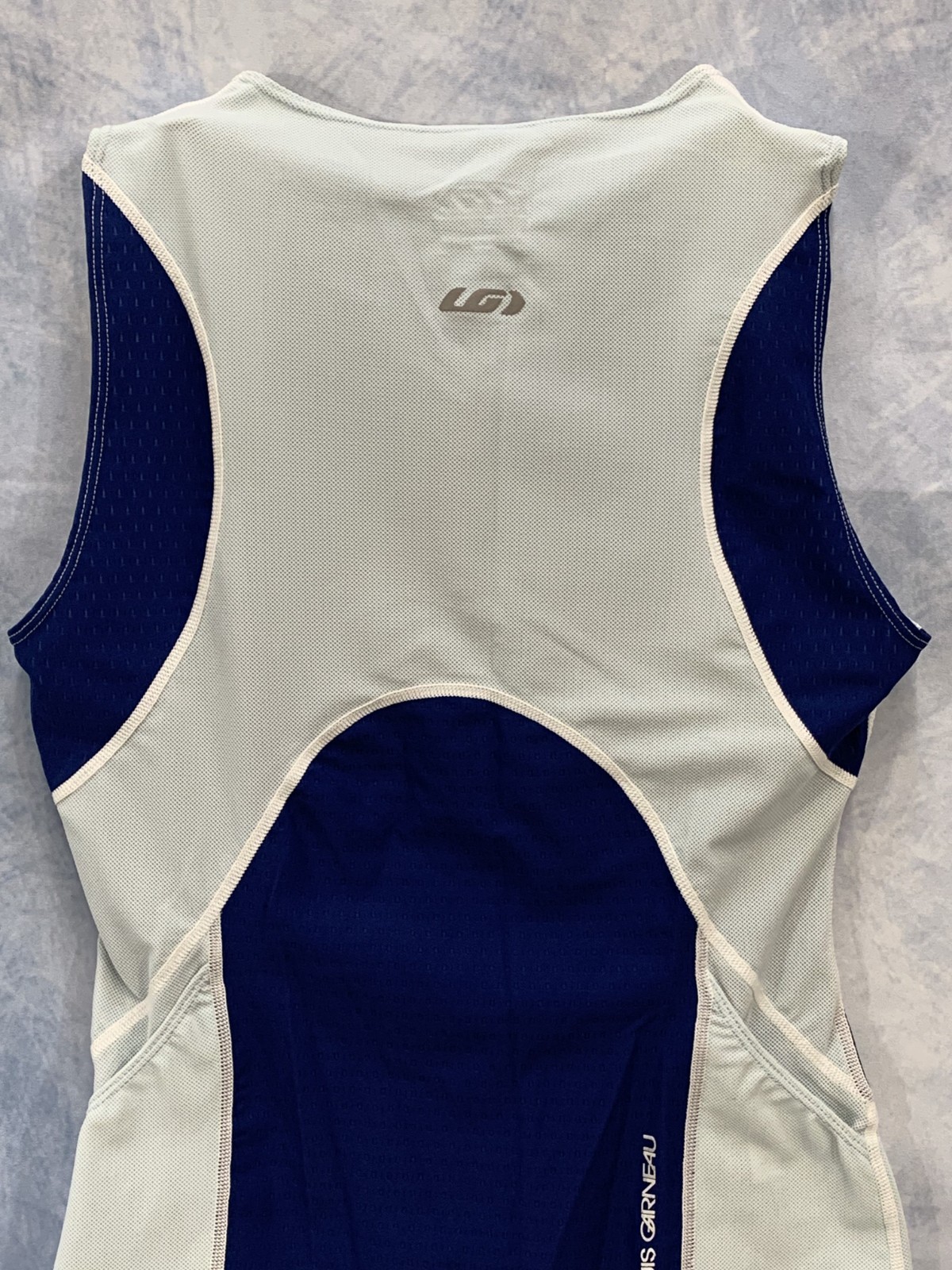 NWT Louis Garneau Women’s XL Triathlon Sleeveless Zippered Front Mesh Panels Top