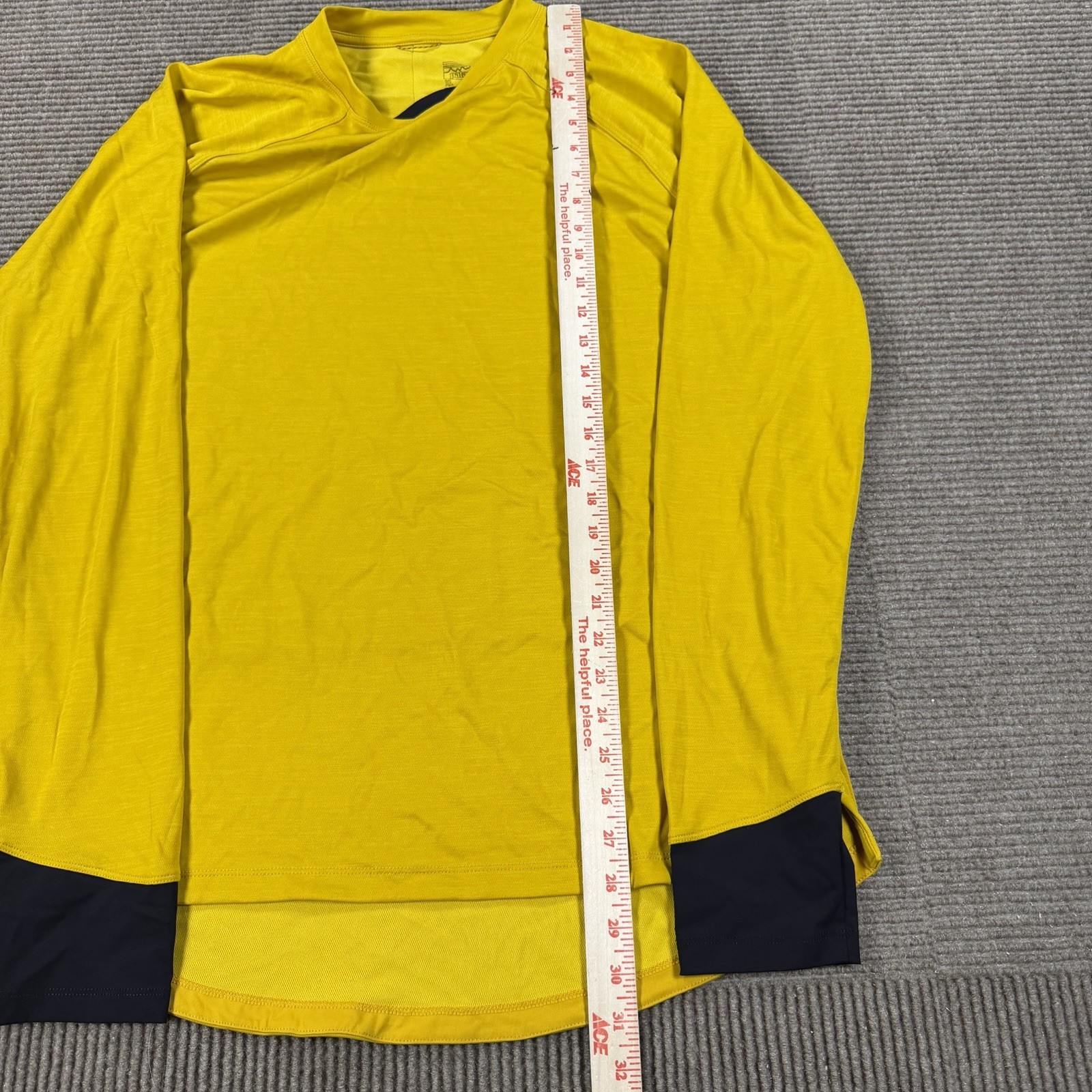 Patagonia Long Sleeved Dirt Craft Jersey Men’s XL Hawk Gold
