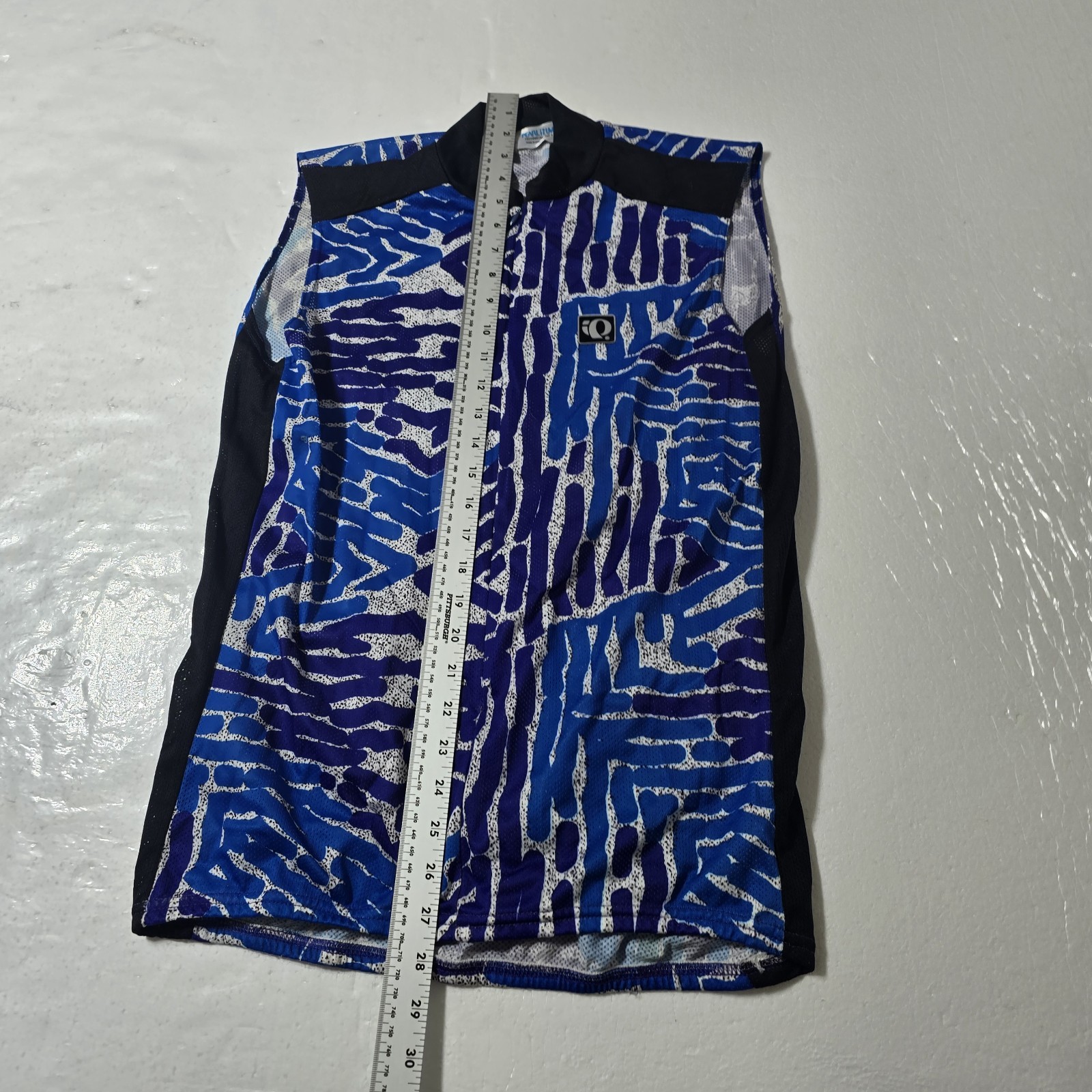 Vintage 90’s Pearl Izumi Cycling Tank Shirt Retro USA Medium Hole