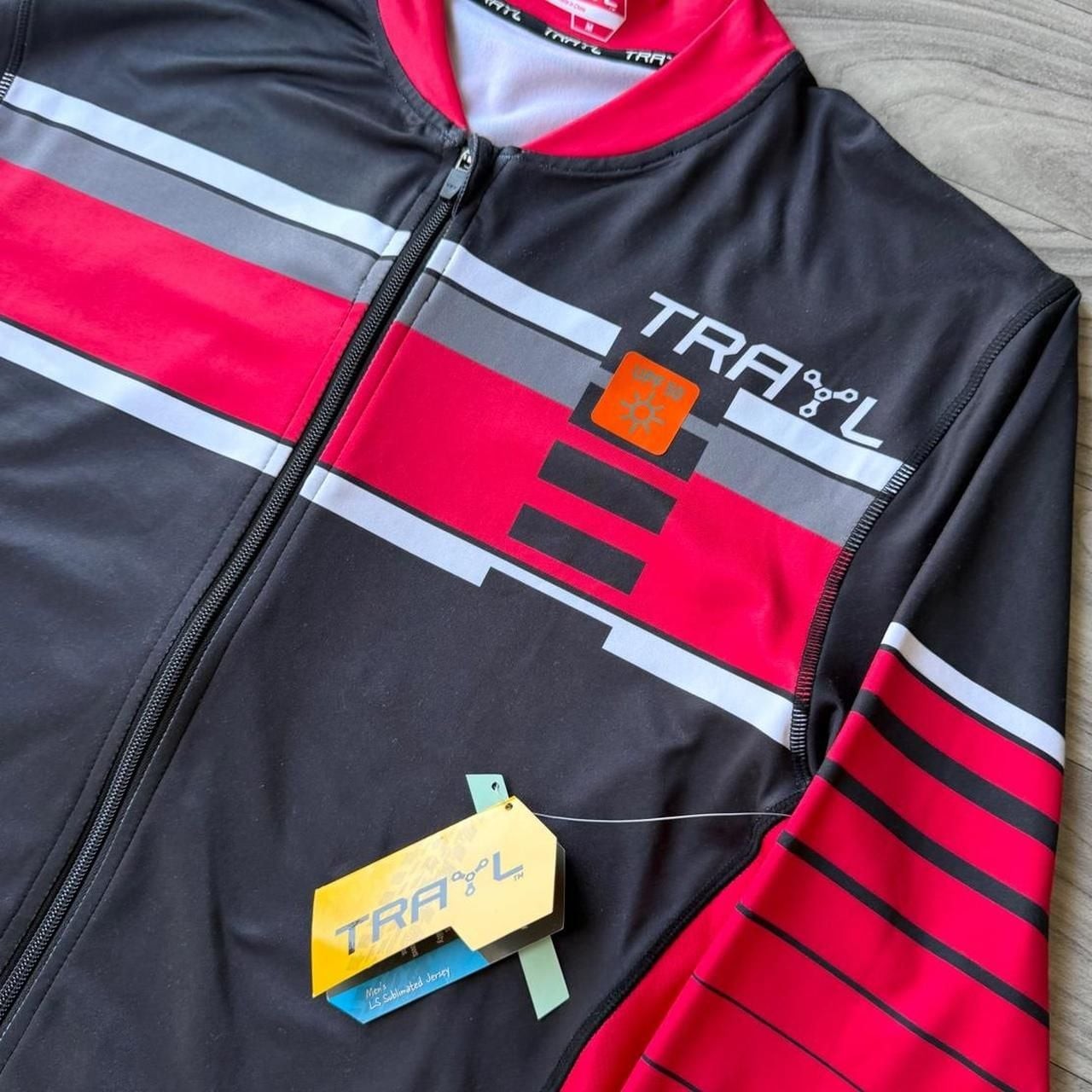 TRAYL Long Sleeve Cycling Jersey Men’s Size Medium