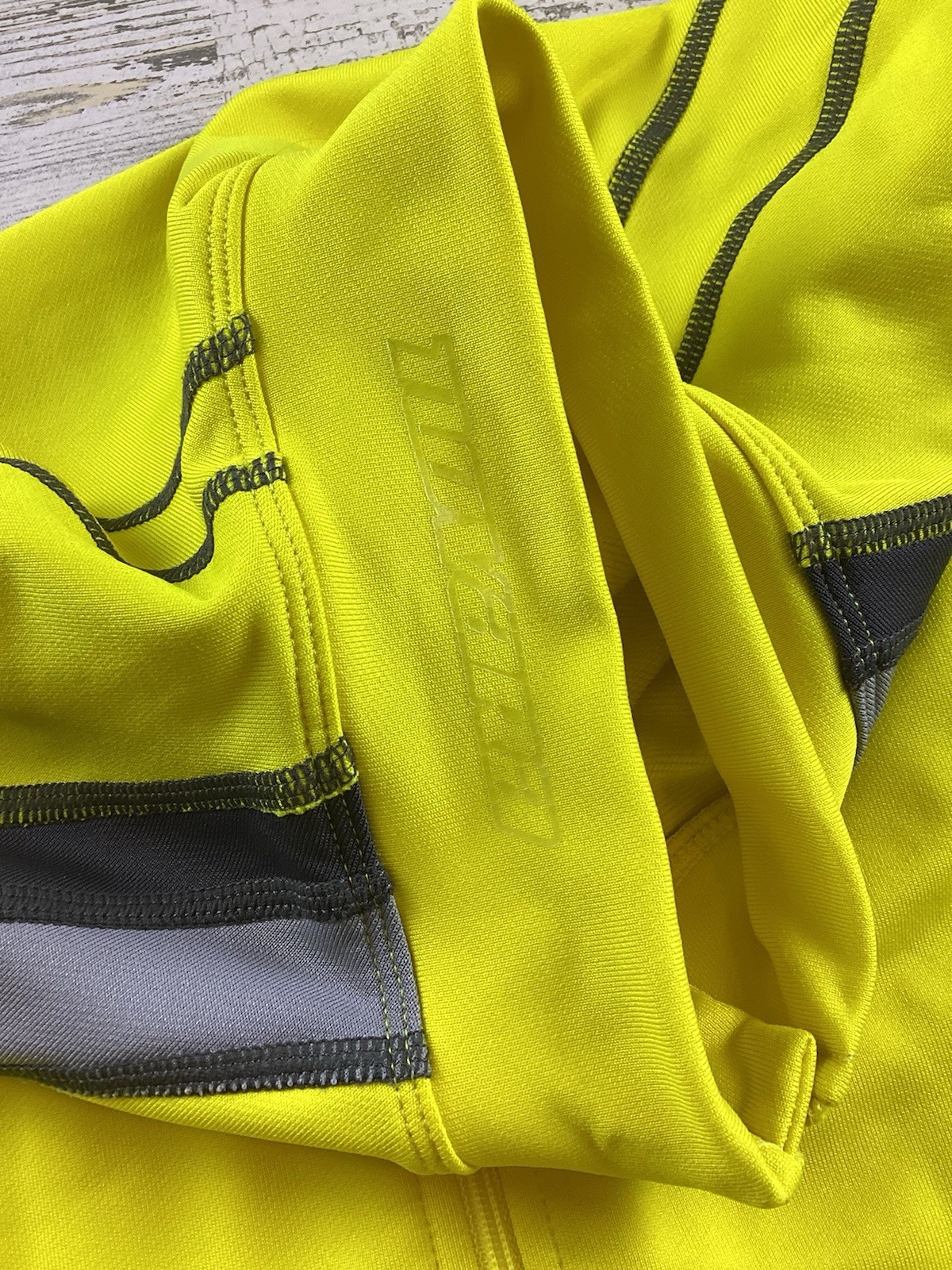 Novara Cycling Rider LS Full Zip Sz M Yellow Black Colorblock Waist Pockets