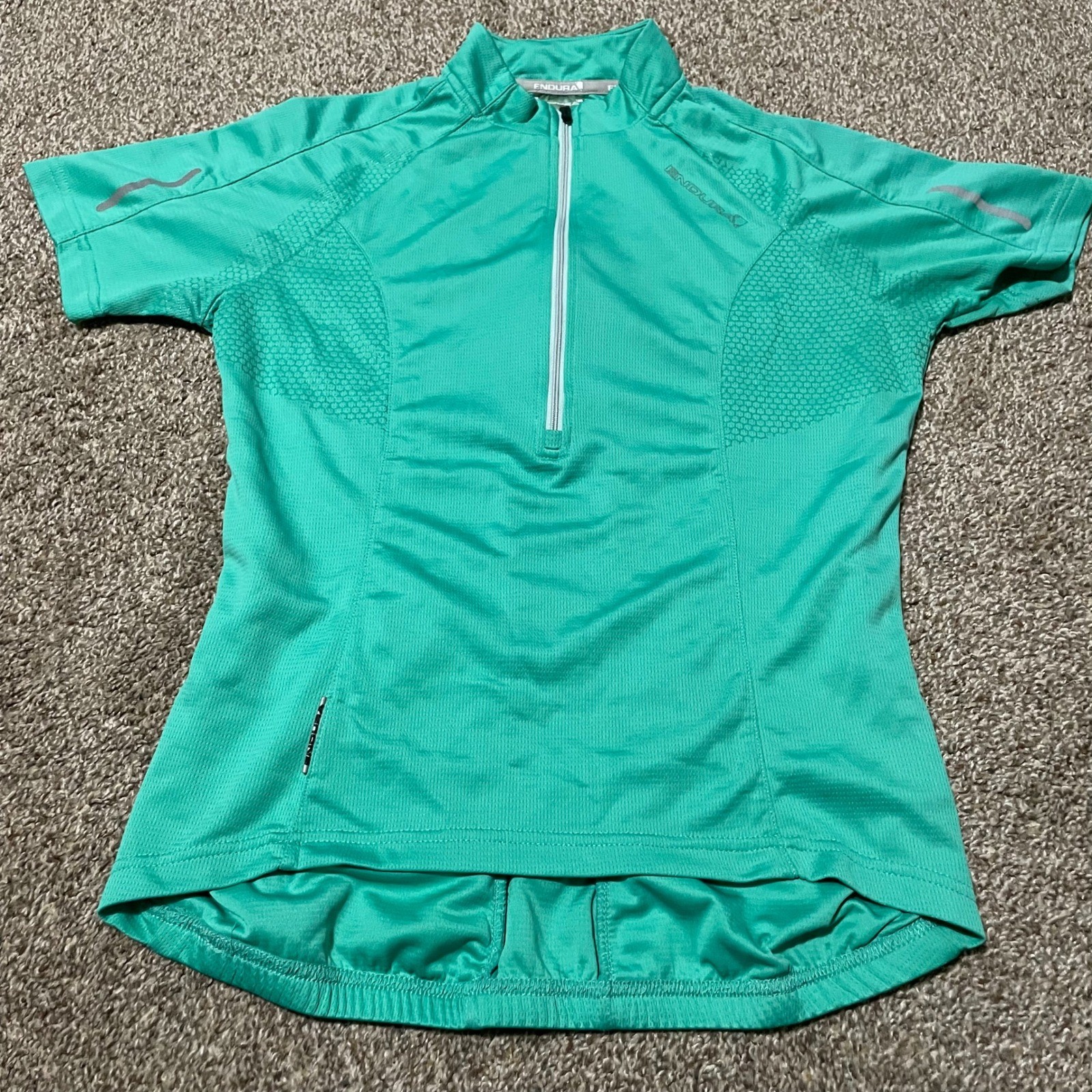 Endura Women’s Teal Short Sleeve Cycling Jersey Half Zip Breathable Medium