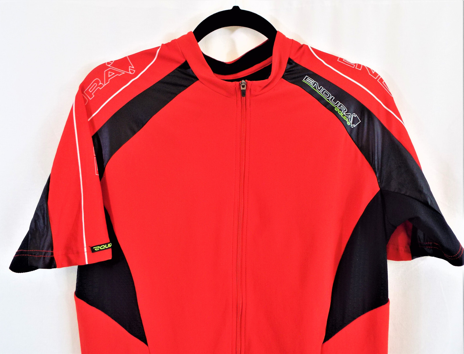 Men’s Endura Equipe Short Sleeve Red and Black Cycling Jersey Size XL