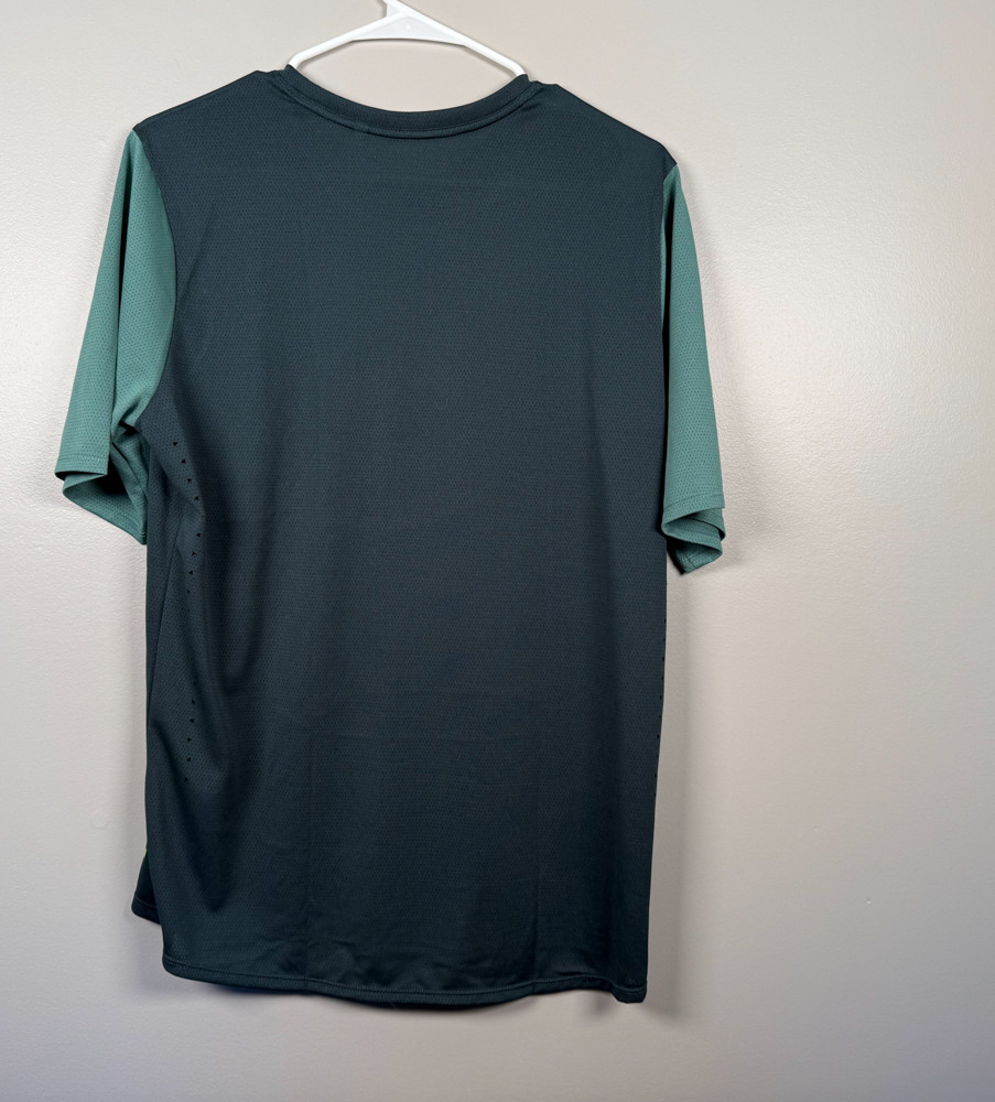 Pearl Izumi Summit Short Sleeve Jersey – CAMP GREEN/PALE PINE / M