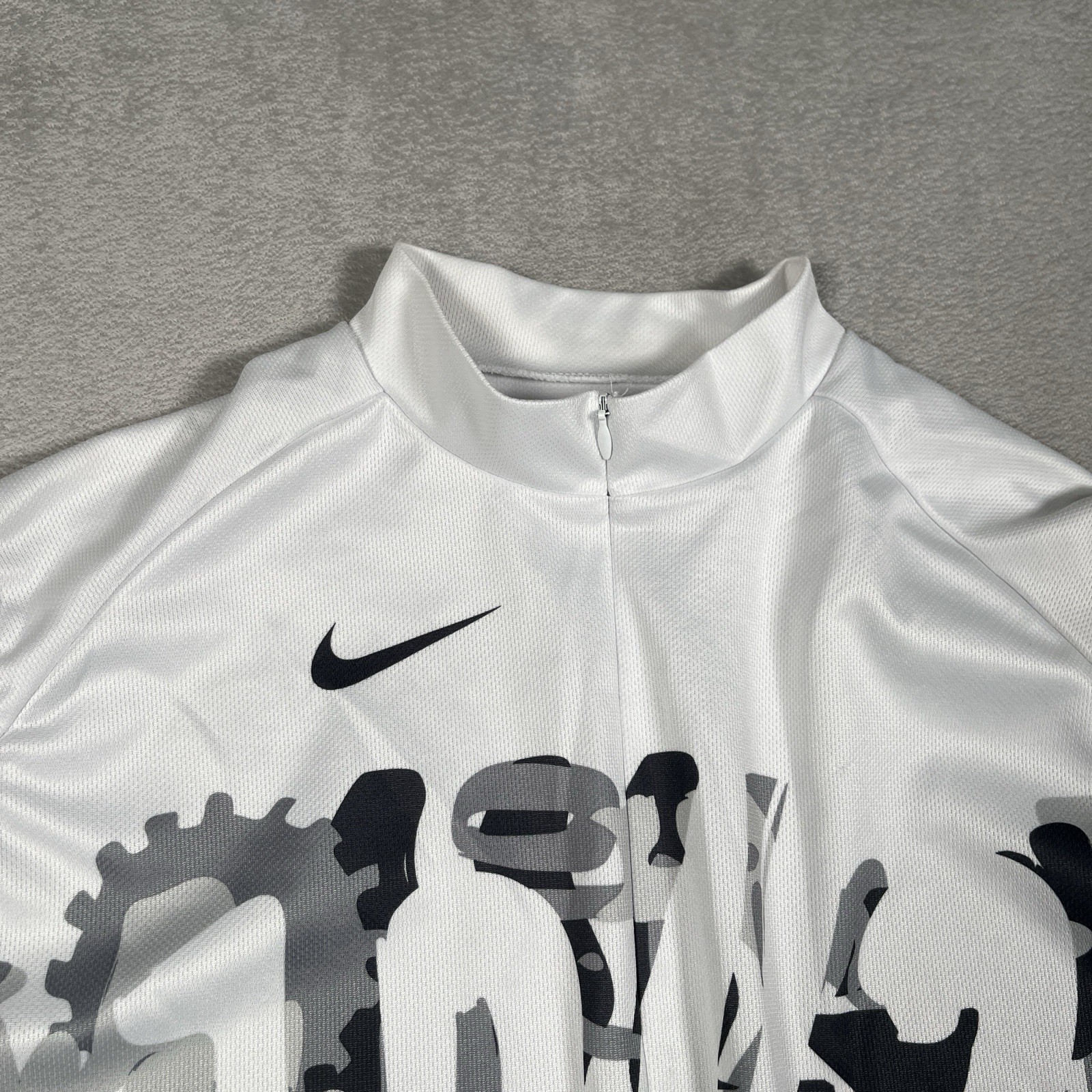 Vintage Nike 10 2 Sleeveless Cycling Jersey Men L Graphic Print Made in Italy