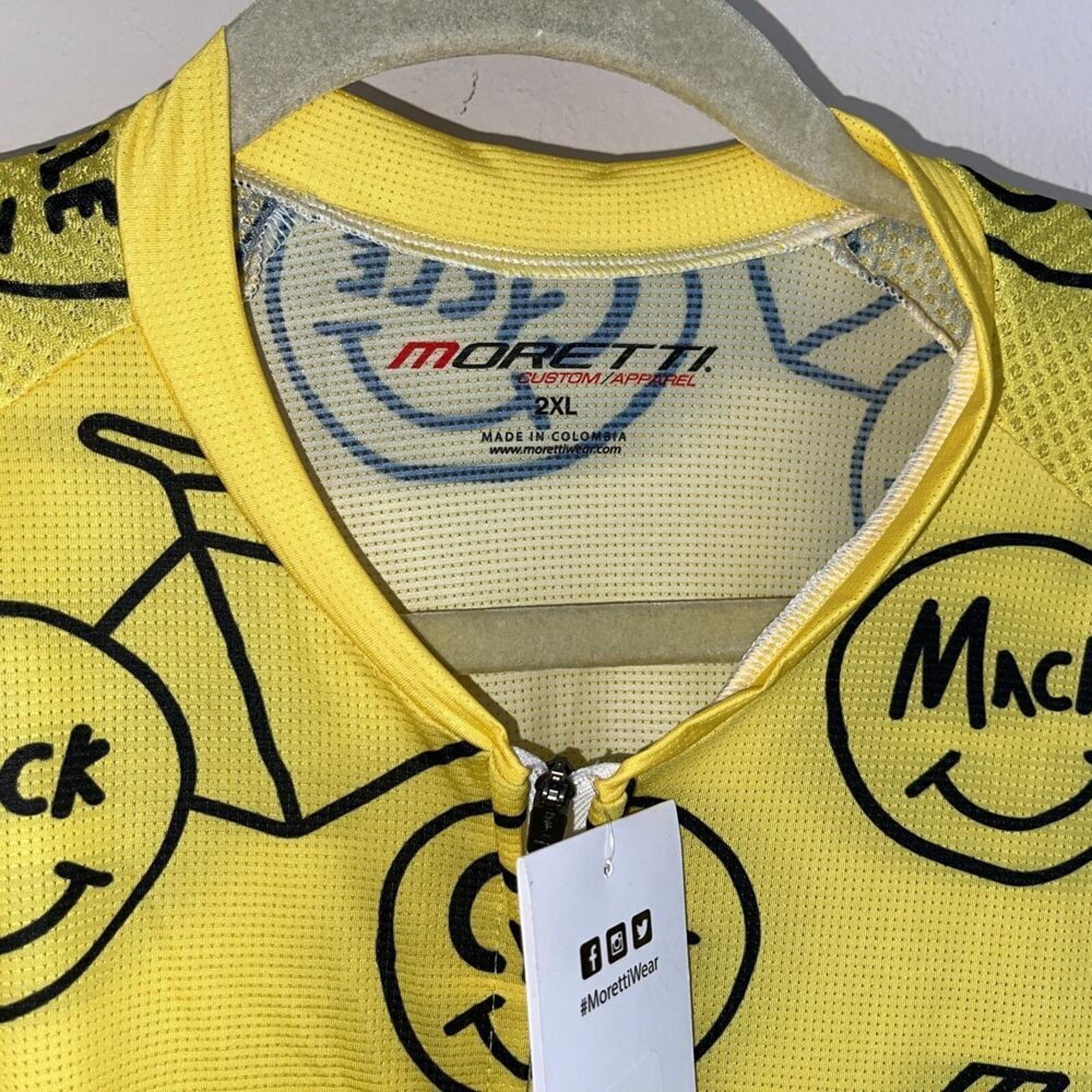 Mack Cycle Happy Riding Men’s Bike Jersey Size 2XL