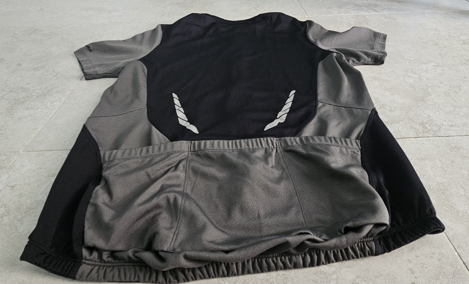 Pearl Izumi SELECT Mens Cycling Jersey Medium Black Gray Full Zip Bike Shirt