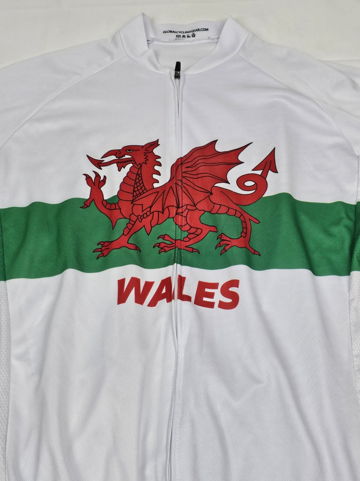 Team United Kingdom Pride Of Wales Cycling Jersey Mens Med. White Short Sleeve