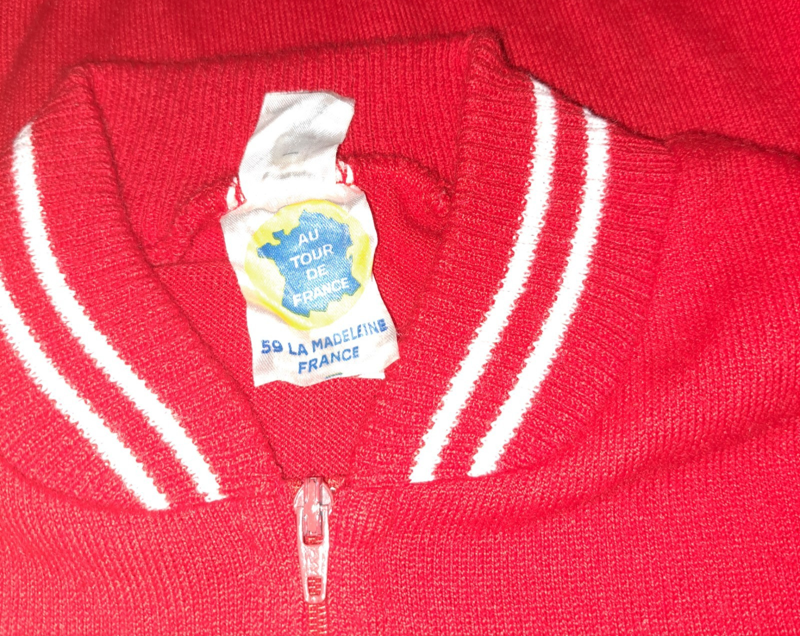 Au Tour De France Cycling Jersey Red Acrylic Euro “Size 4” check measurements