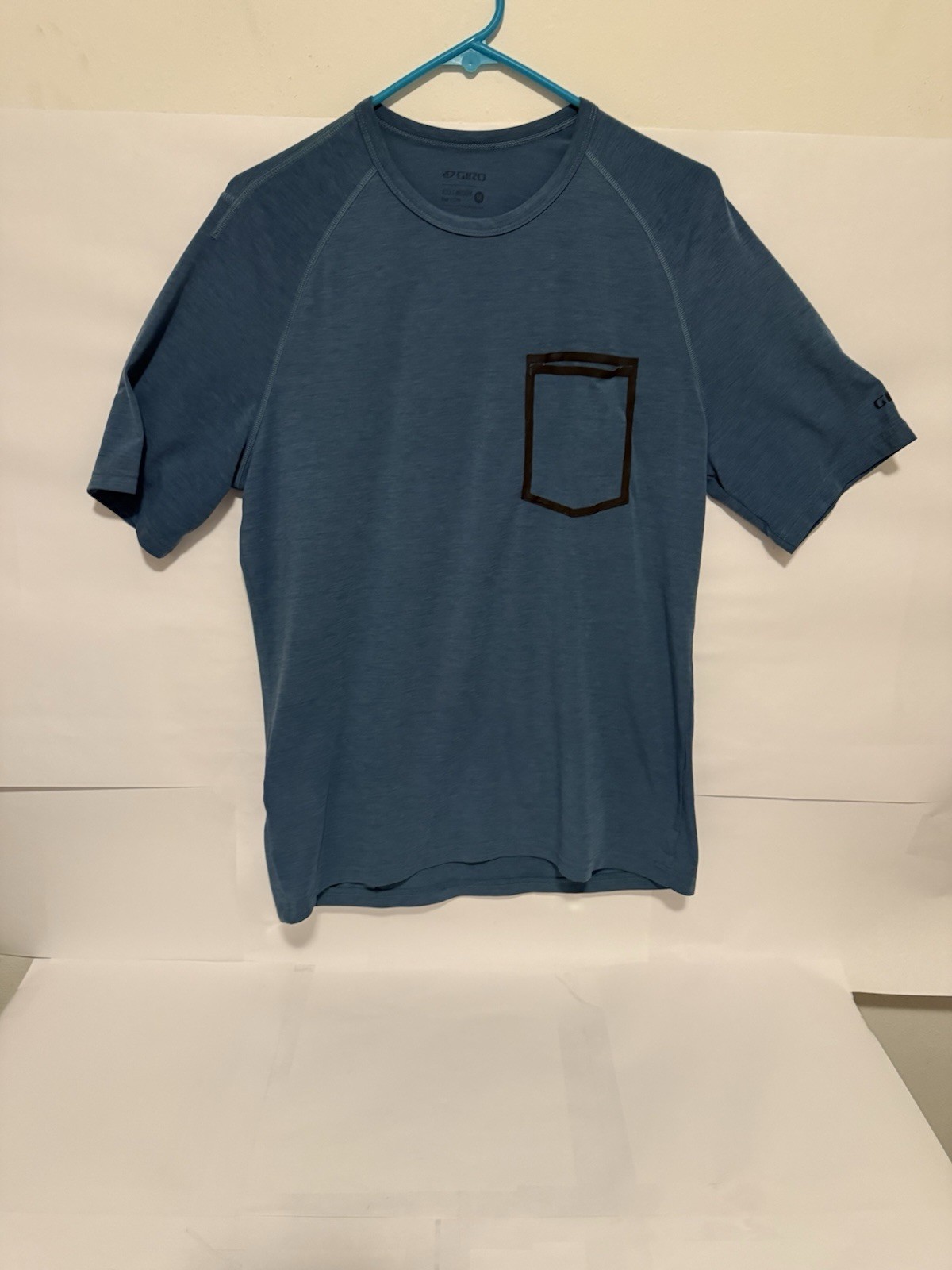 Men’s Giro Venture Short Sleeve Jersey Shirt With Front And Back Pockets – Blue