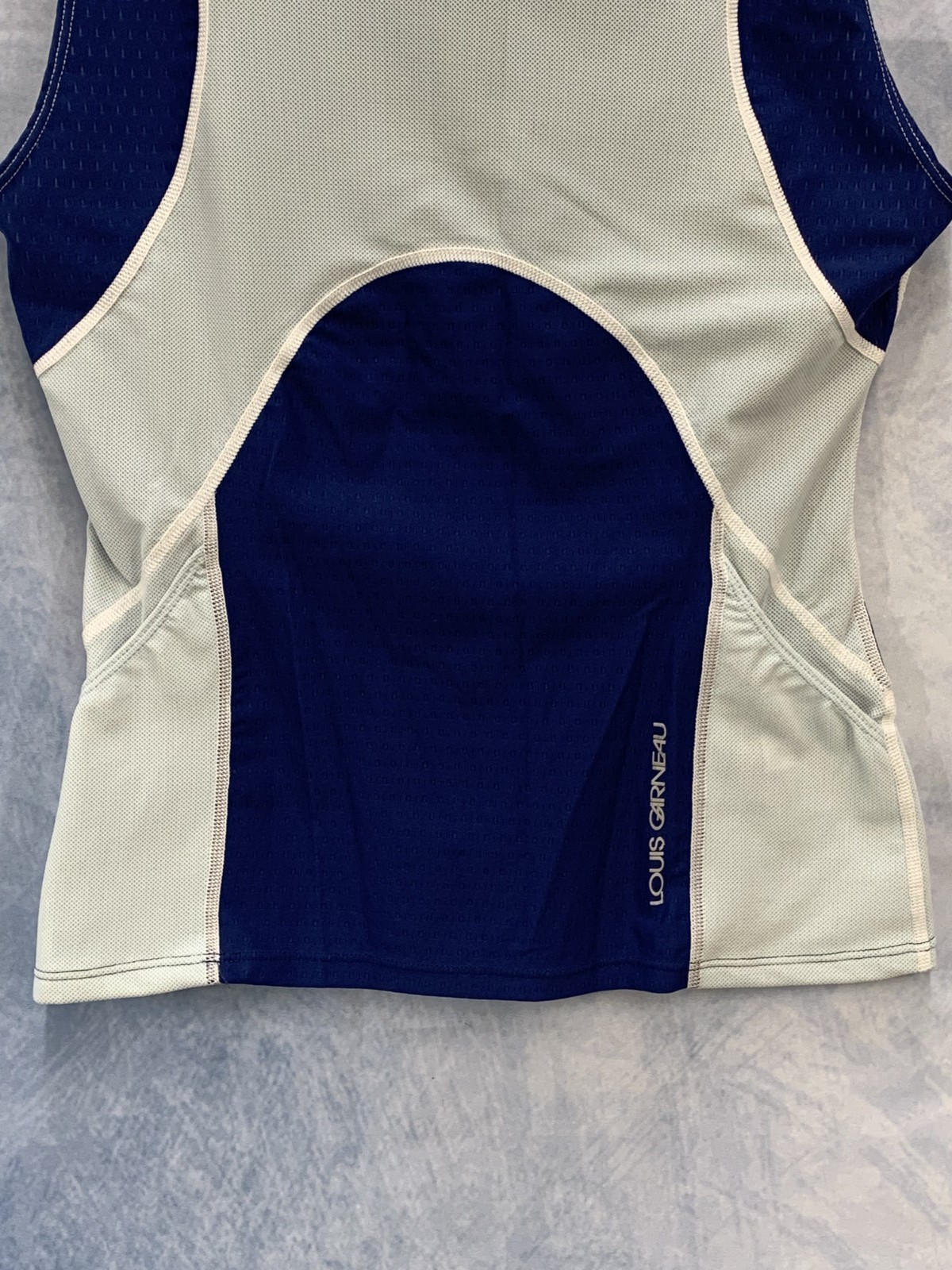 NWT Louis Garneau Women’s XL Triathlon Sleeveless Zippered Front Mesh Panels Top
