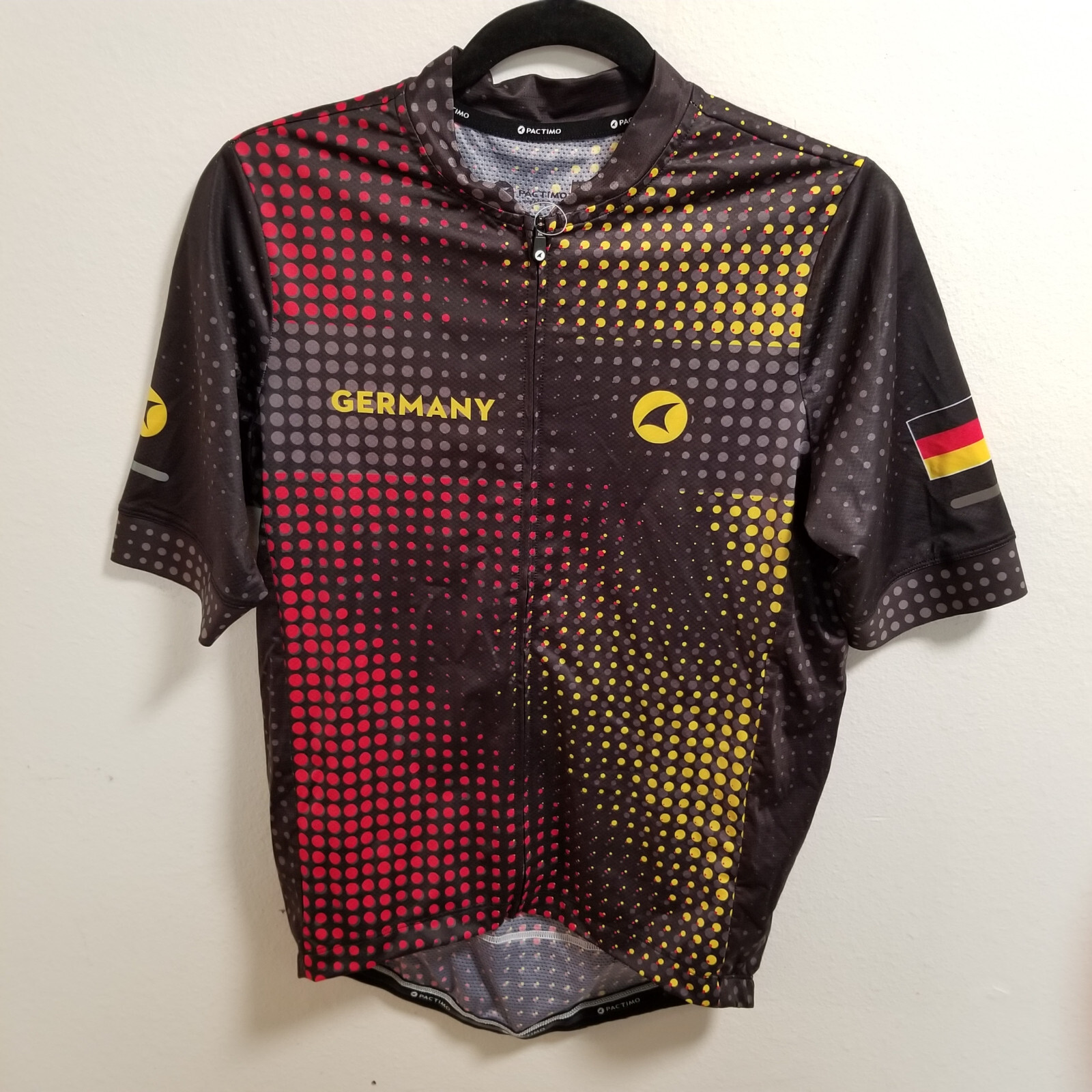 Pactimo Men’s Cycling Jersey Men’s XL – Germany – Multi-Color – New with Tags