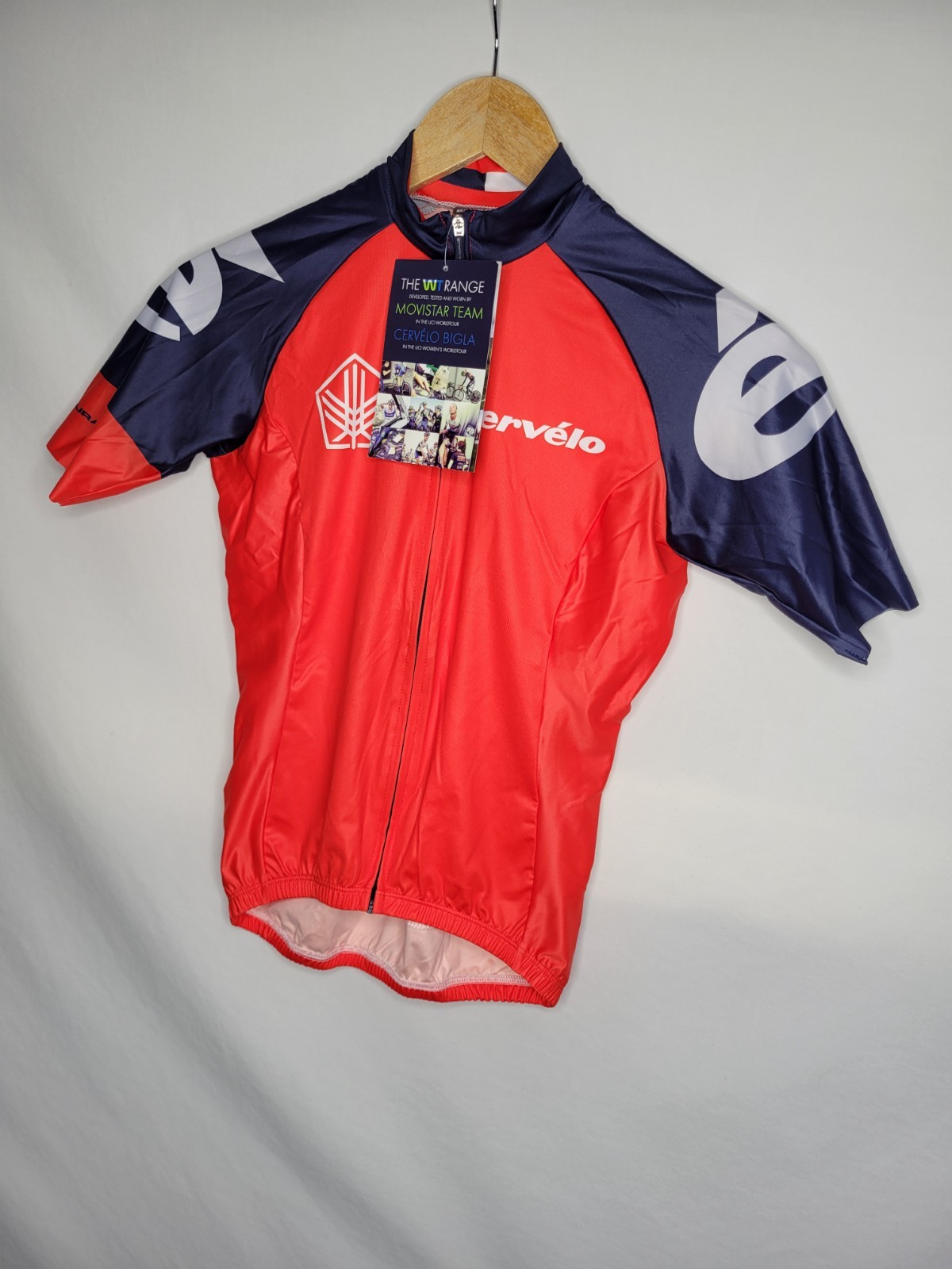 NEW Endura Cervelo Race Cycling Jersey Women’s Size Small Full Zip Red Blue UK