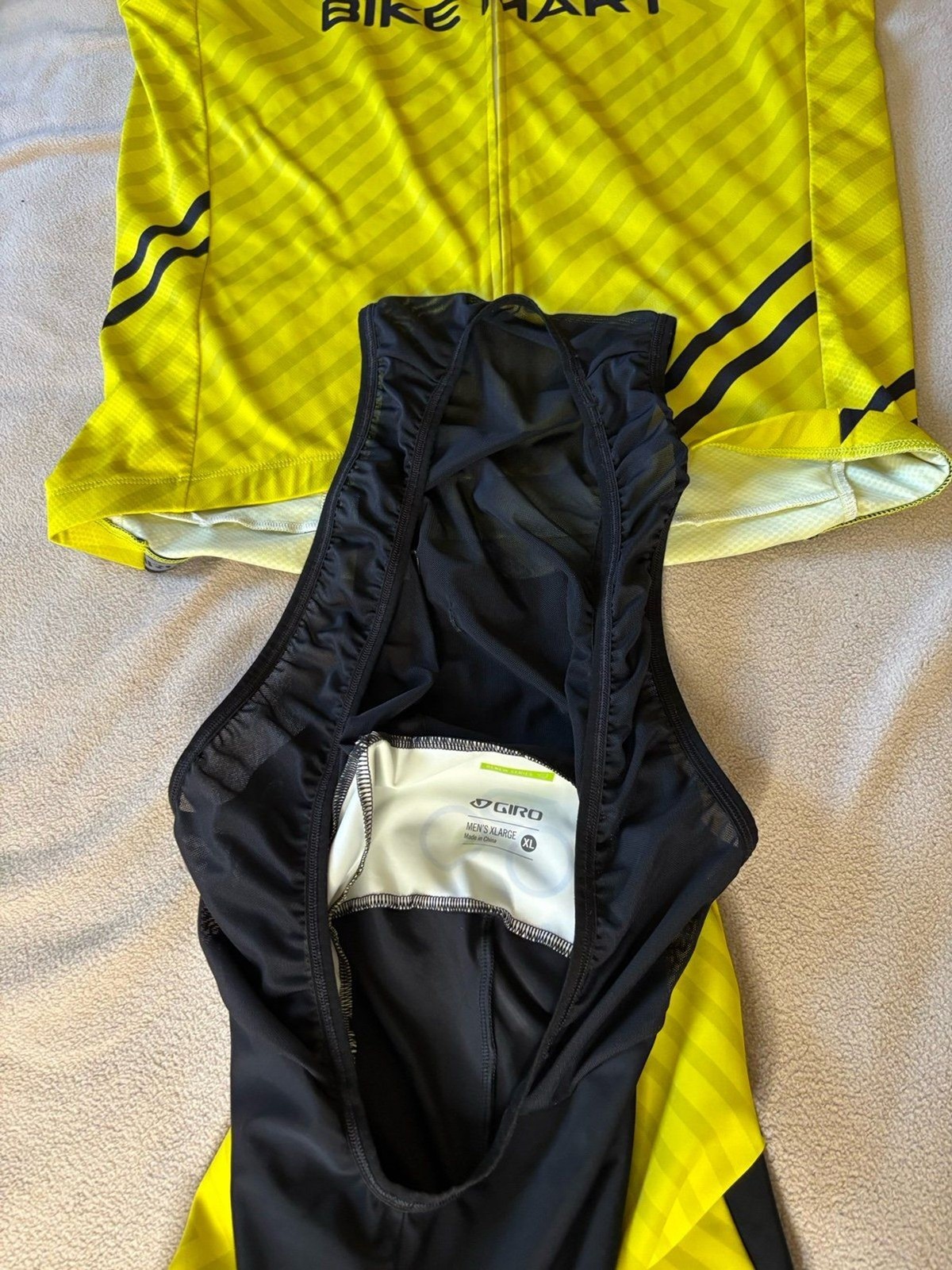 Giro Cycling Jersey and Bib Padded Bike Shorts Size XL Pull On Bike Mart Yellow
