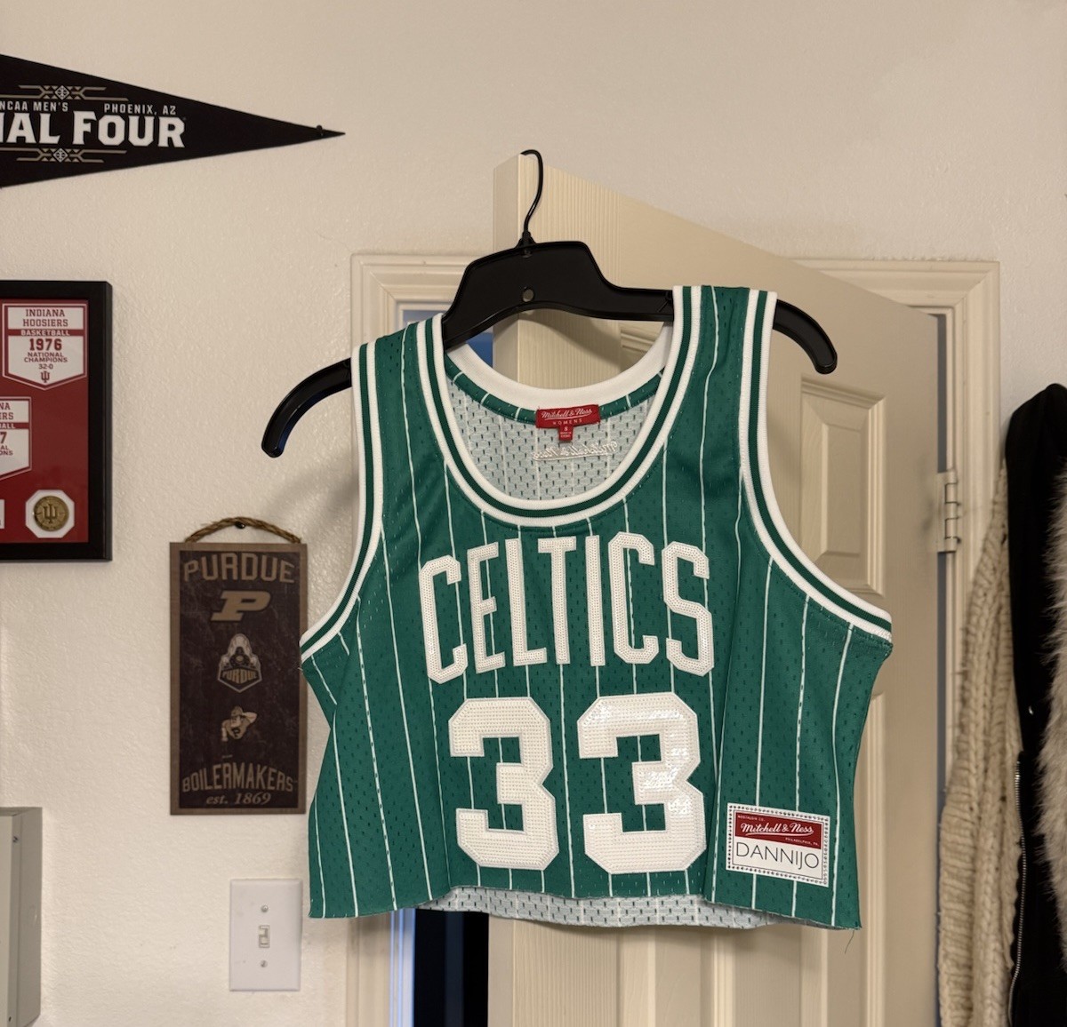 Mitchell & Ness Boston Celtics Larry Bird Cropped Jersey