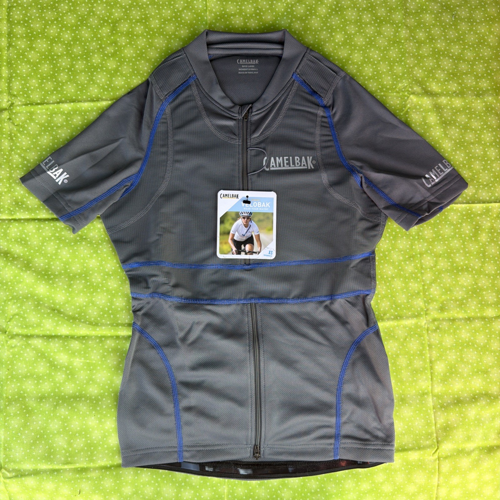 NEW CamelBak VeloBak Hydration Compression Cycling Jersey Gray 72oz Women’s XS