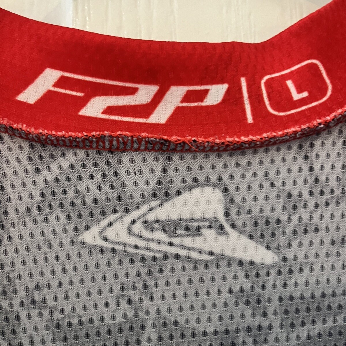 F2P Cycling Sponsored Jersey Youths Size L Black and Red