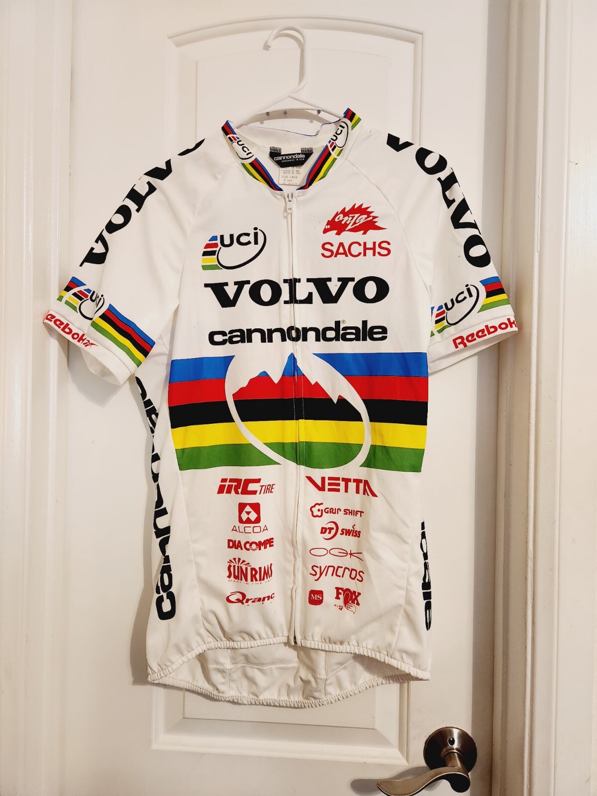 Volvo Cannondale Factory Racing World Champion Rainbow Jersey-Size LARGE