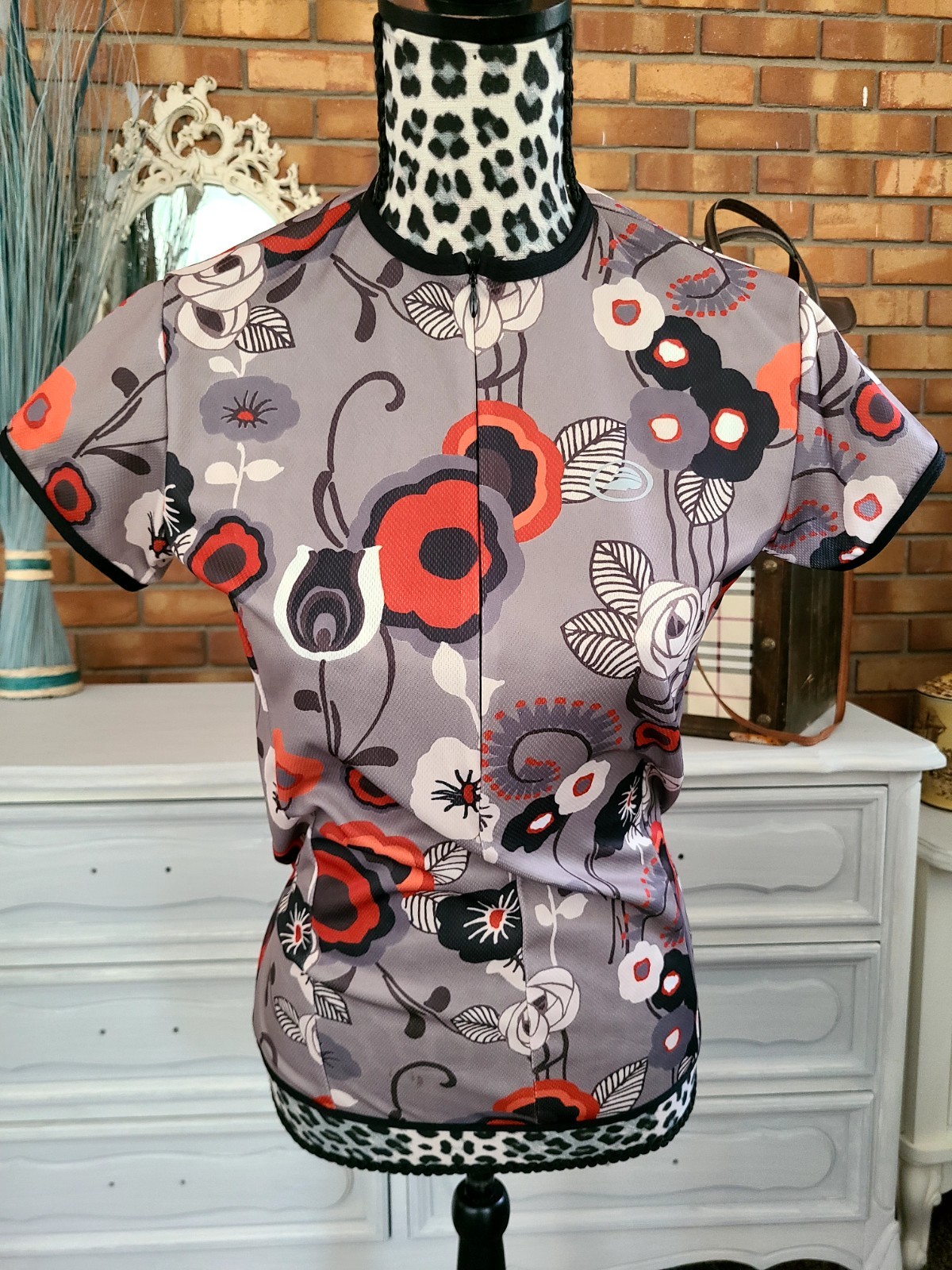 Women’s Performance Cycling Top Short Sleeve Floral (Medium)