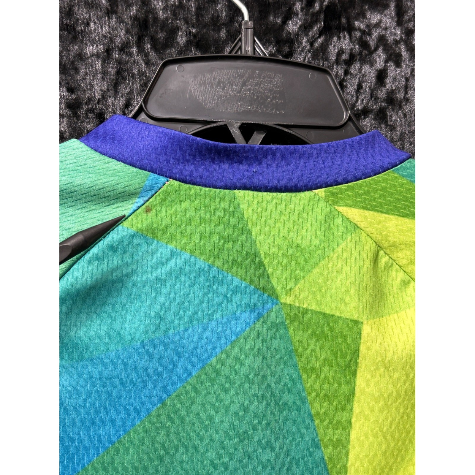 Aogda Cycling Jersey Womens XL Bold Rainbow Geometric Sleeveless Full Zip NWT