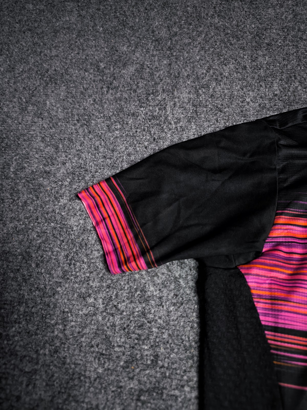 Women’s ALÉ Solid Start Black/Magenta Short Sleeve Jersey , Size S , Pro Equipm
