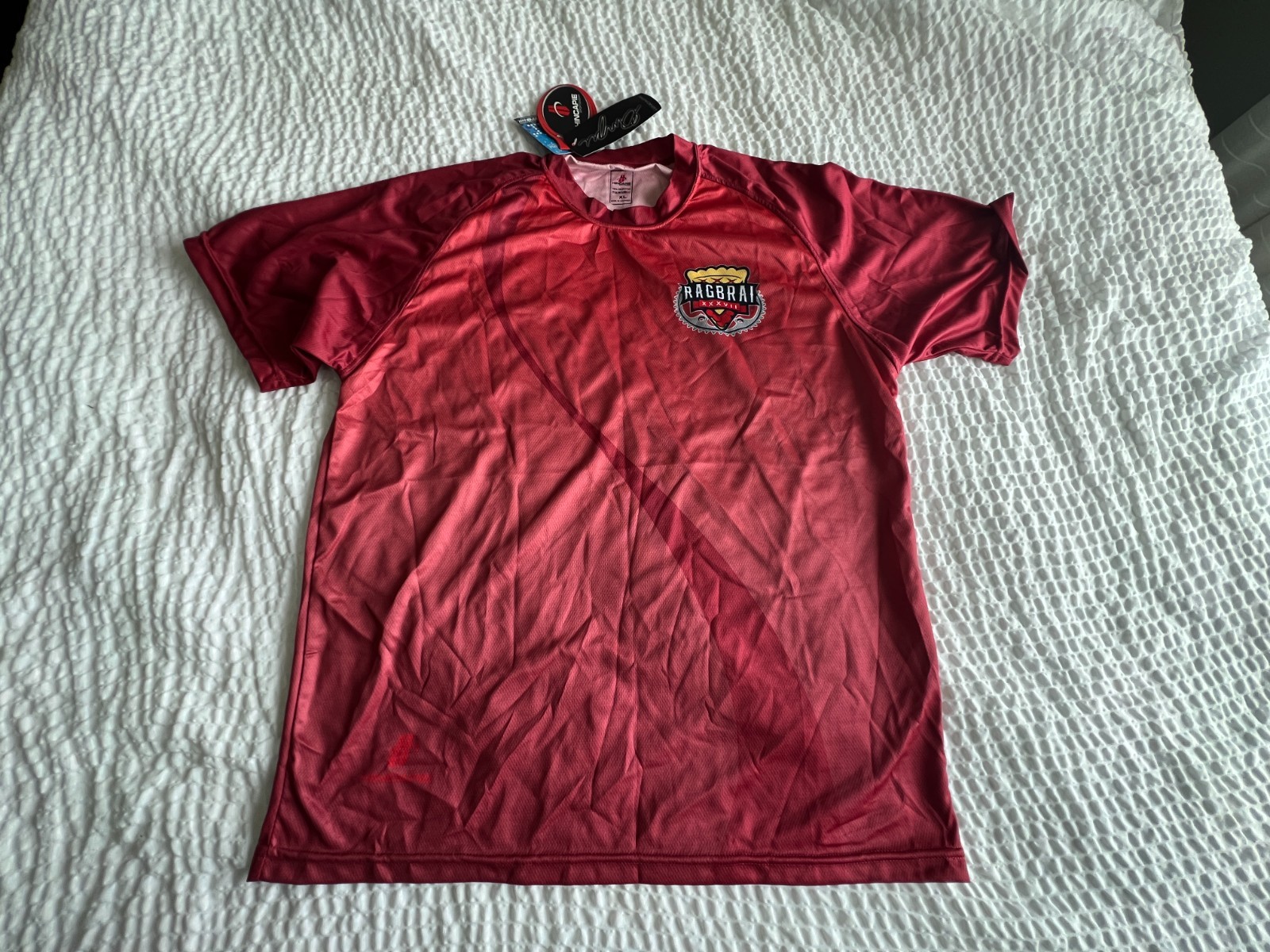 RAGBRAI XXXVII MEN’S DRY BODY XL HINCAPIE Red Iowa Bike Ride Cycling Jersey NWT
