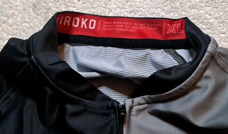 Men’s Siroko M2 Gatterl Cycling Jersey Size XL Black Gray Full Zip