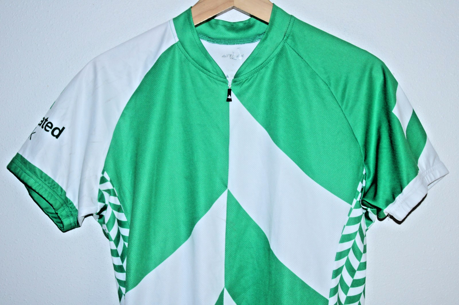 Attack Men’s Cycling Jersey Large Rear Pockets 40″ Chest 22/26″ T2B 30″ Waist CX