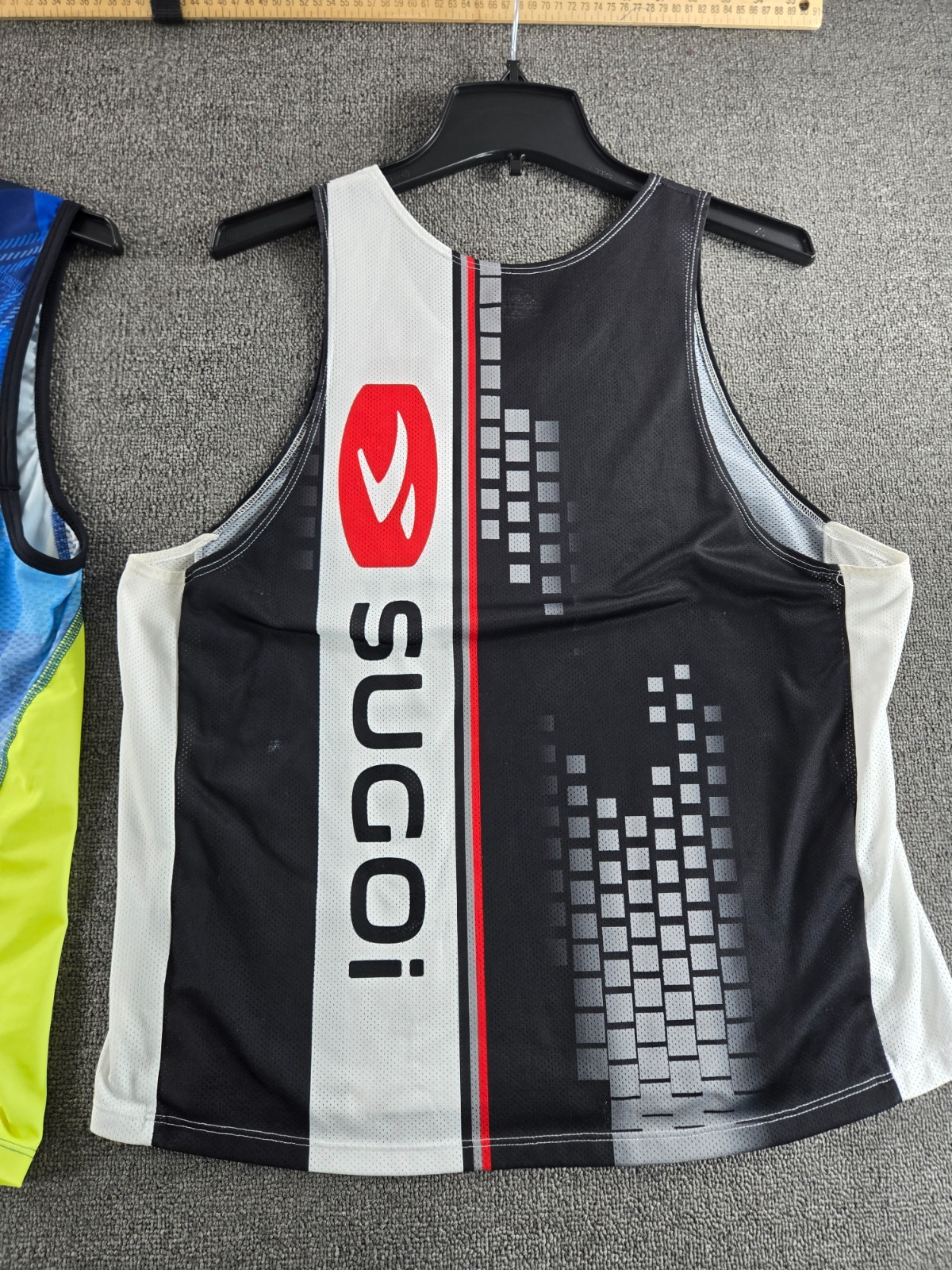 Sugoi Triathlon Cycling Jersey/Tank Top Bundle Men’s Large Quick Dry Breathable