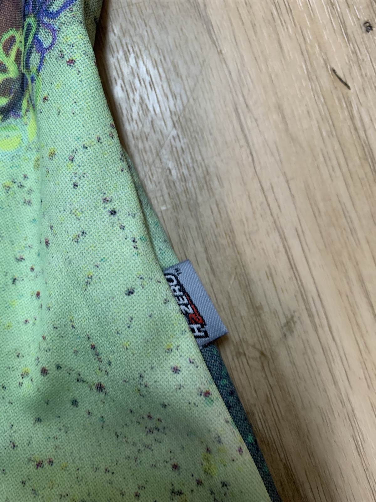 Descente SpongeBob Bike Jersey Youth Sz L Pedal SpongeBob 1/4 Zipper 3 Pockets