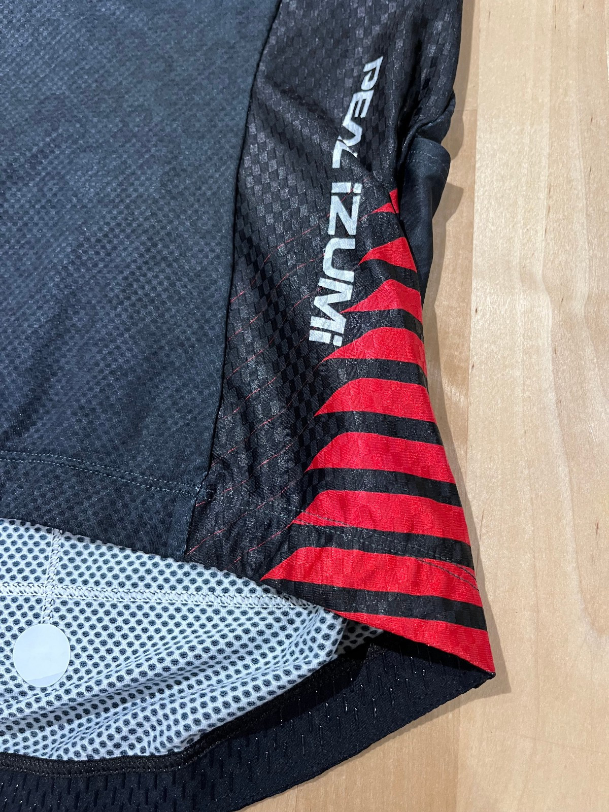 PEARL IZUMI Pro Mesh Jersey Red/Black Short Sleeve Zip Cycling Jersey Women’s XL