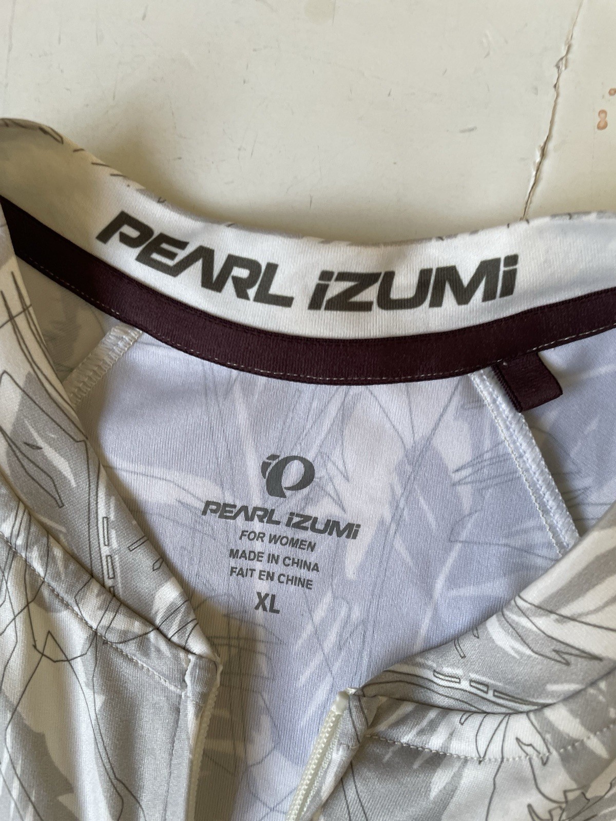 Pearl Izumi Women’s Attack Sleeveless Jersey Size Large XL White Floral Print