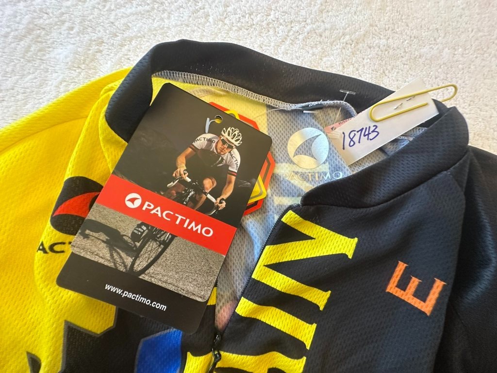 NWT Pactimo men’s multi-color cycling M short sleeve jersey ¾ front zipper multi