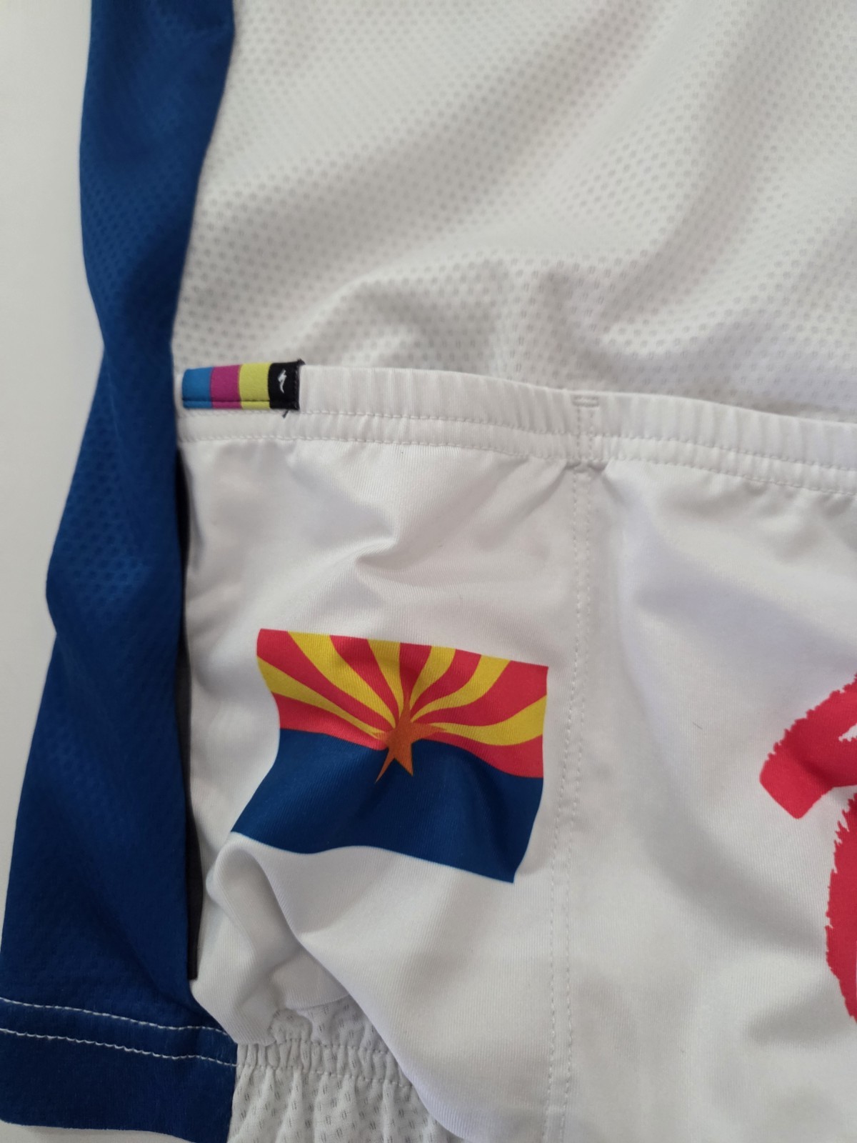 Specialized Women’s Biking Tour Cycling Shirt Top Size Medium Full Zip
