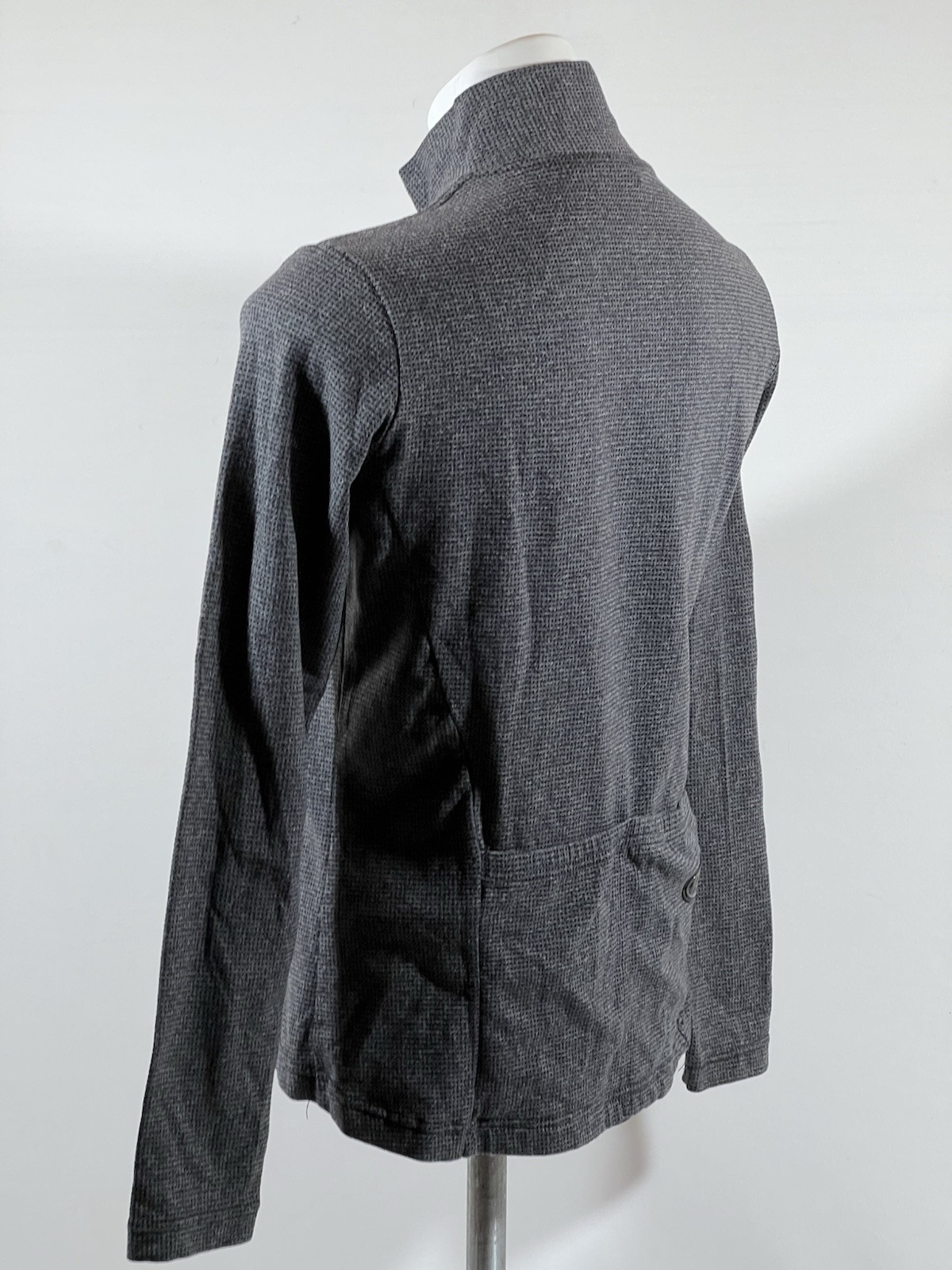 REI Cycling Jersey Womens Medium Gray Long Sleeve Gorpcore Athleisure Bike