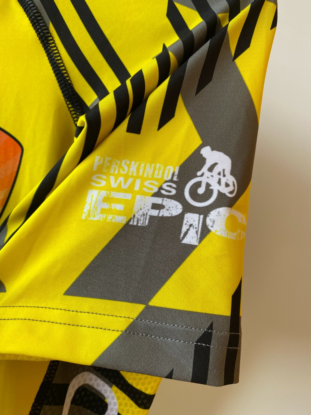 Odlo PERSKINDOL SWISS EPIC 2016 SCOTT Cycling Jersey Women’s Size S 1/2 Zip Top