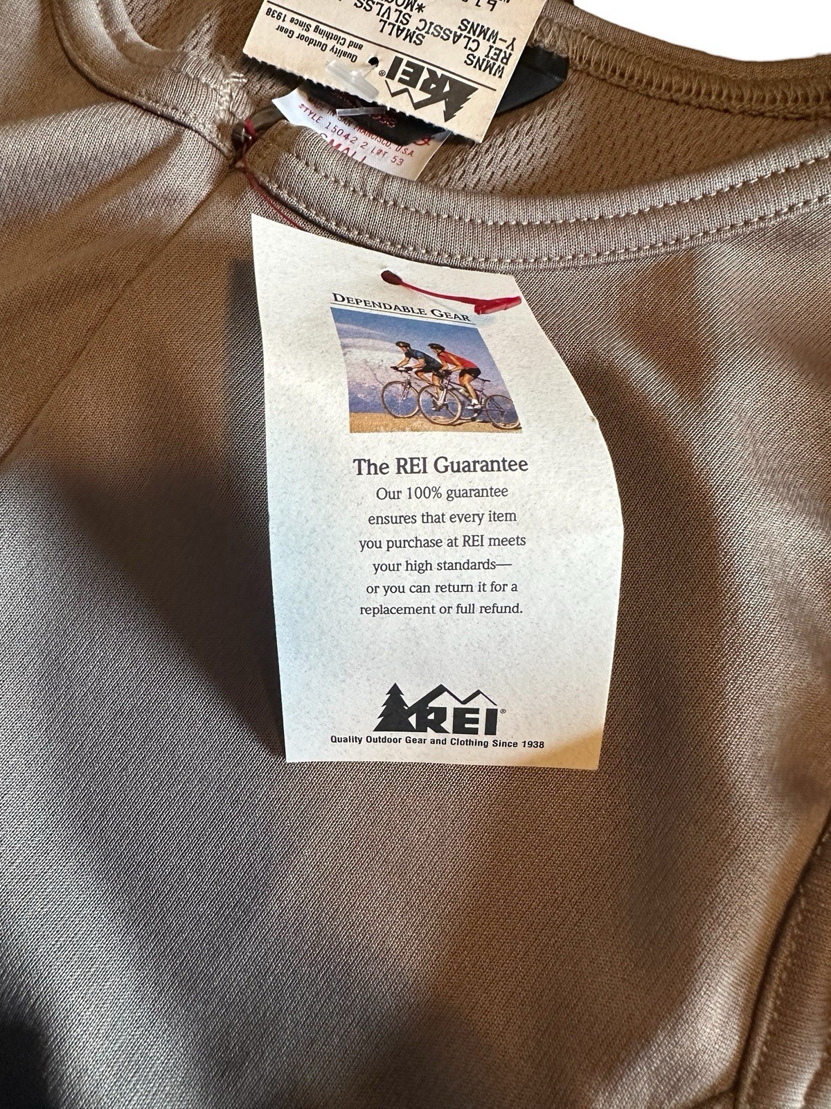 Vintage REI Sleeveless Cycling Jersey Women’s Small NOS USA Camel Green