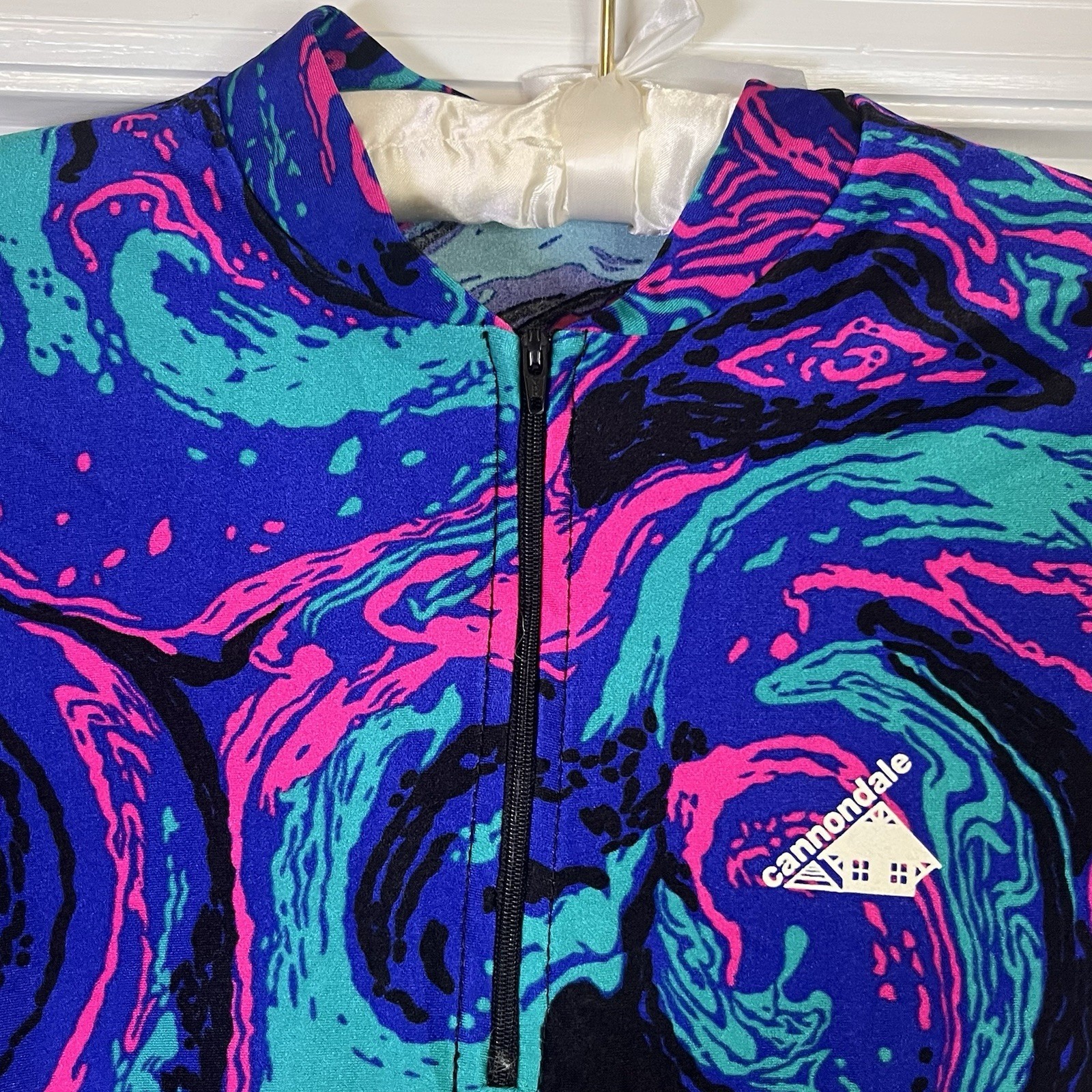 Vintage Cannondale USA Cycling Jersey Top Medium Abstract Zip Neck Psychedelic